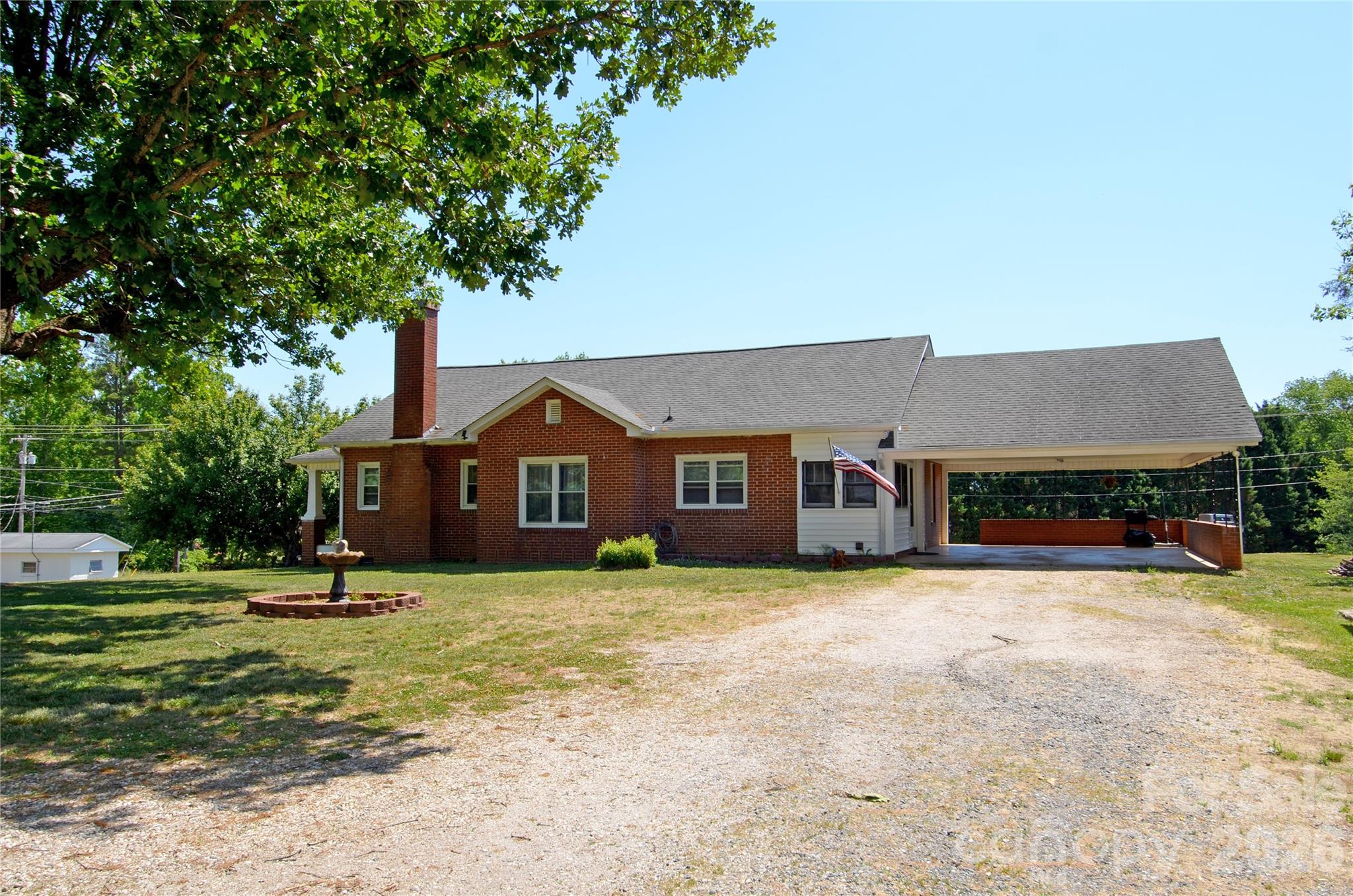 1419 US 70 Highway W — Valdese