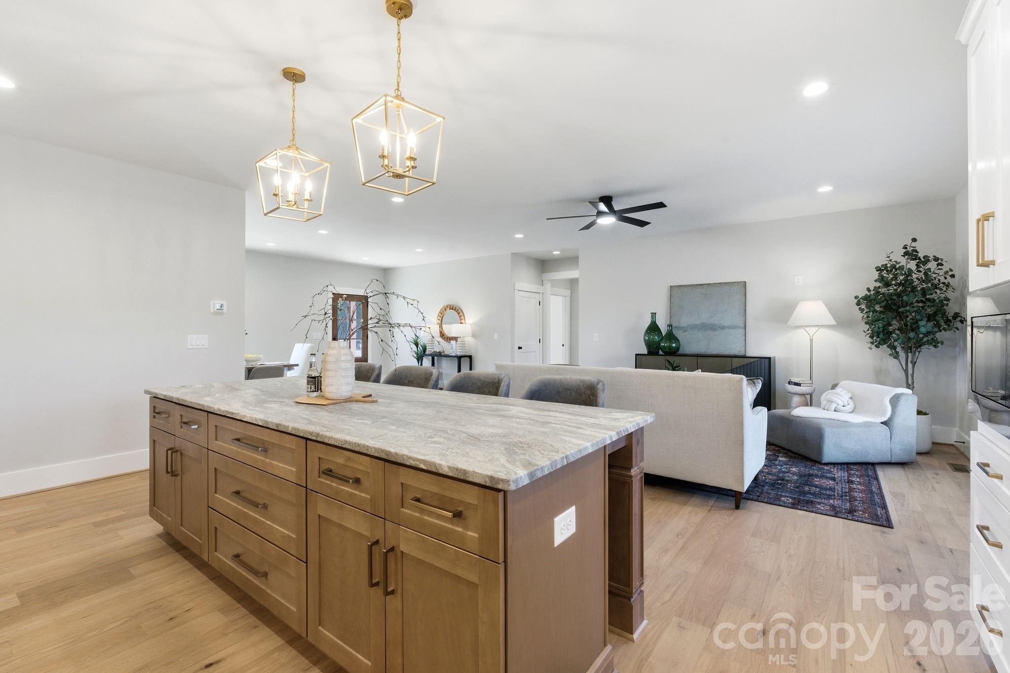 6922 Charnel Lane — Climax