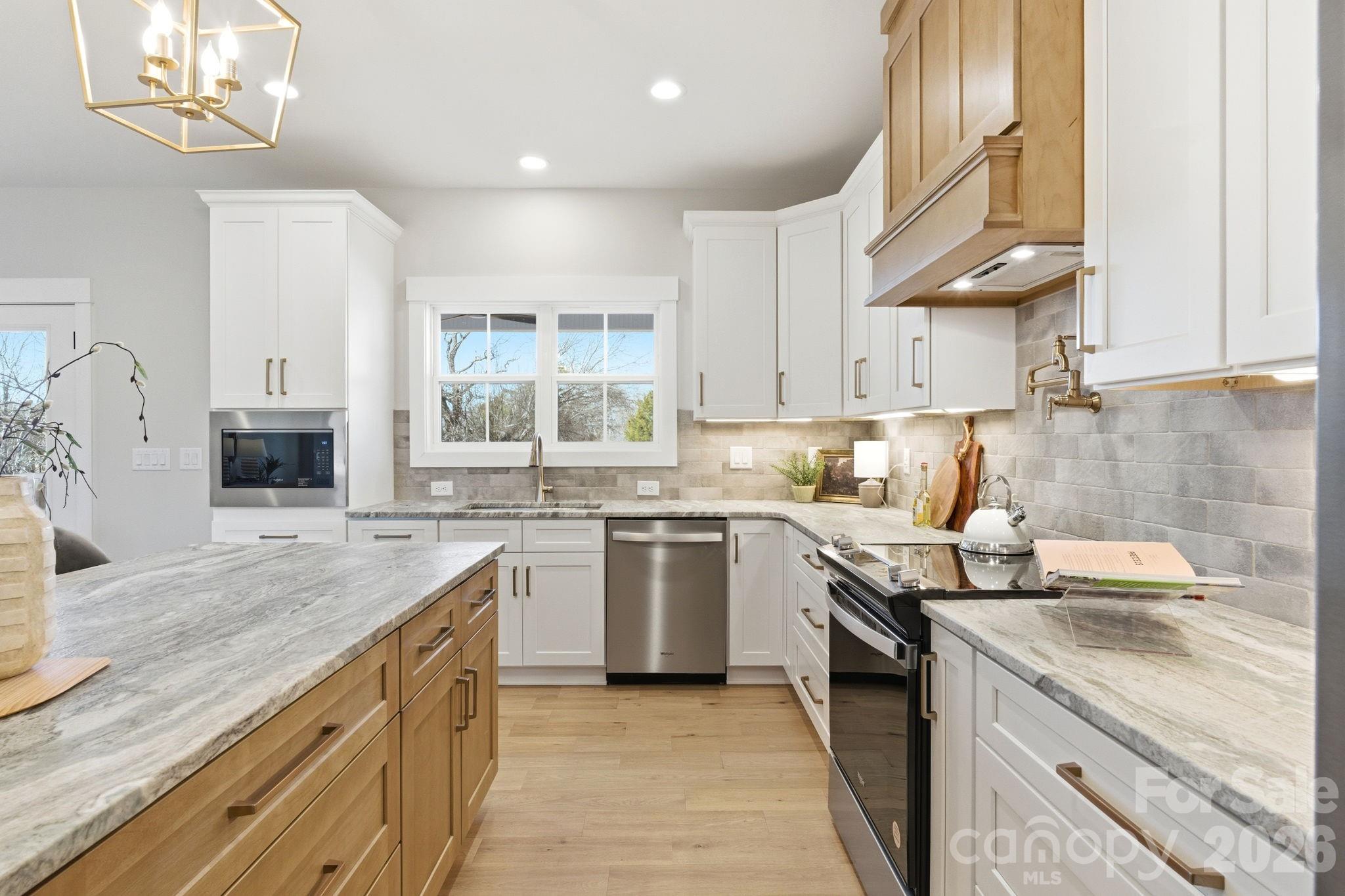 6922 Charnel Lane — Climax