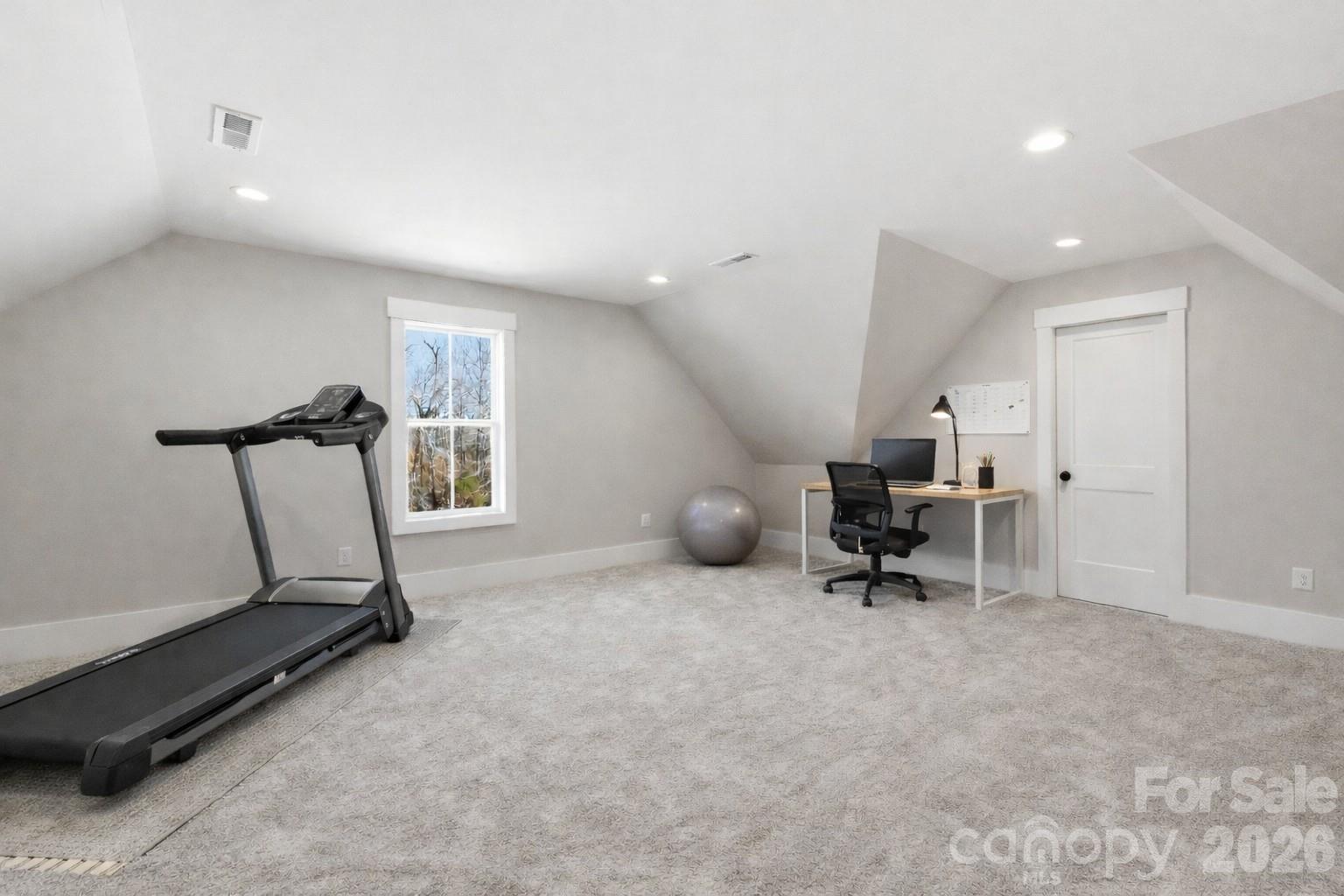 6922 Charnel Lane — Climax