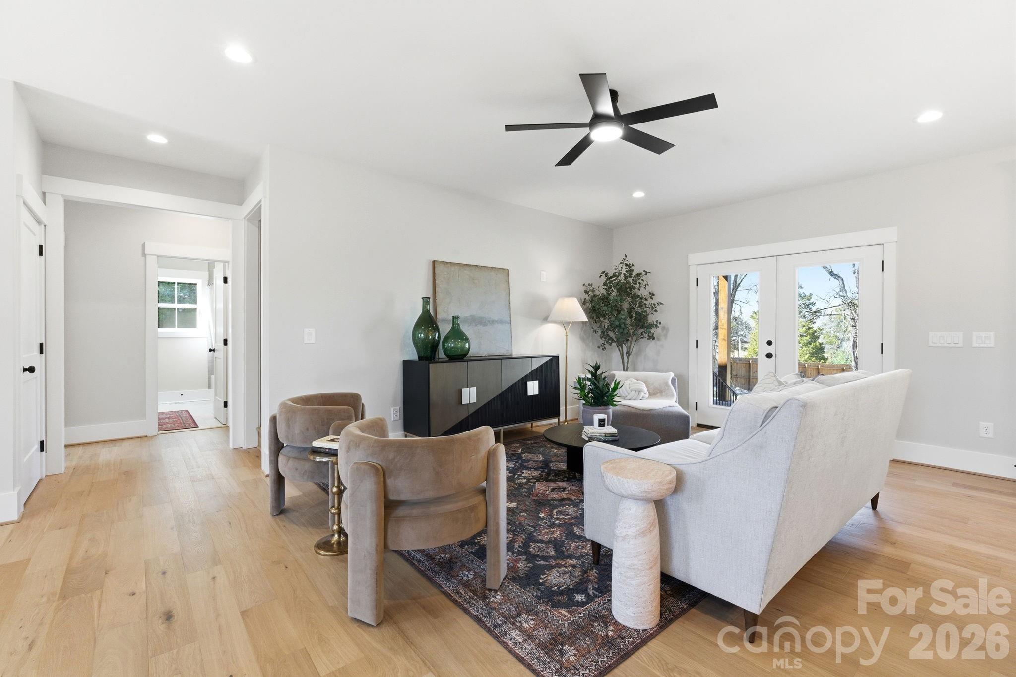 6922 Charnel Lane — Climax