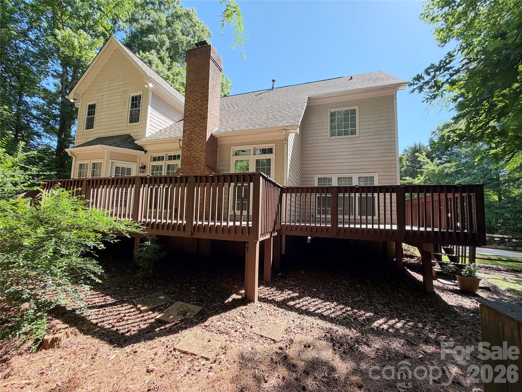 6000 Hunter Lane — Matthews