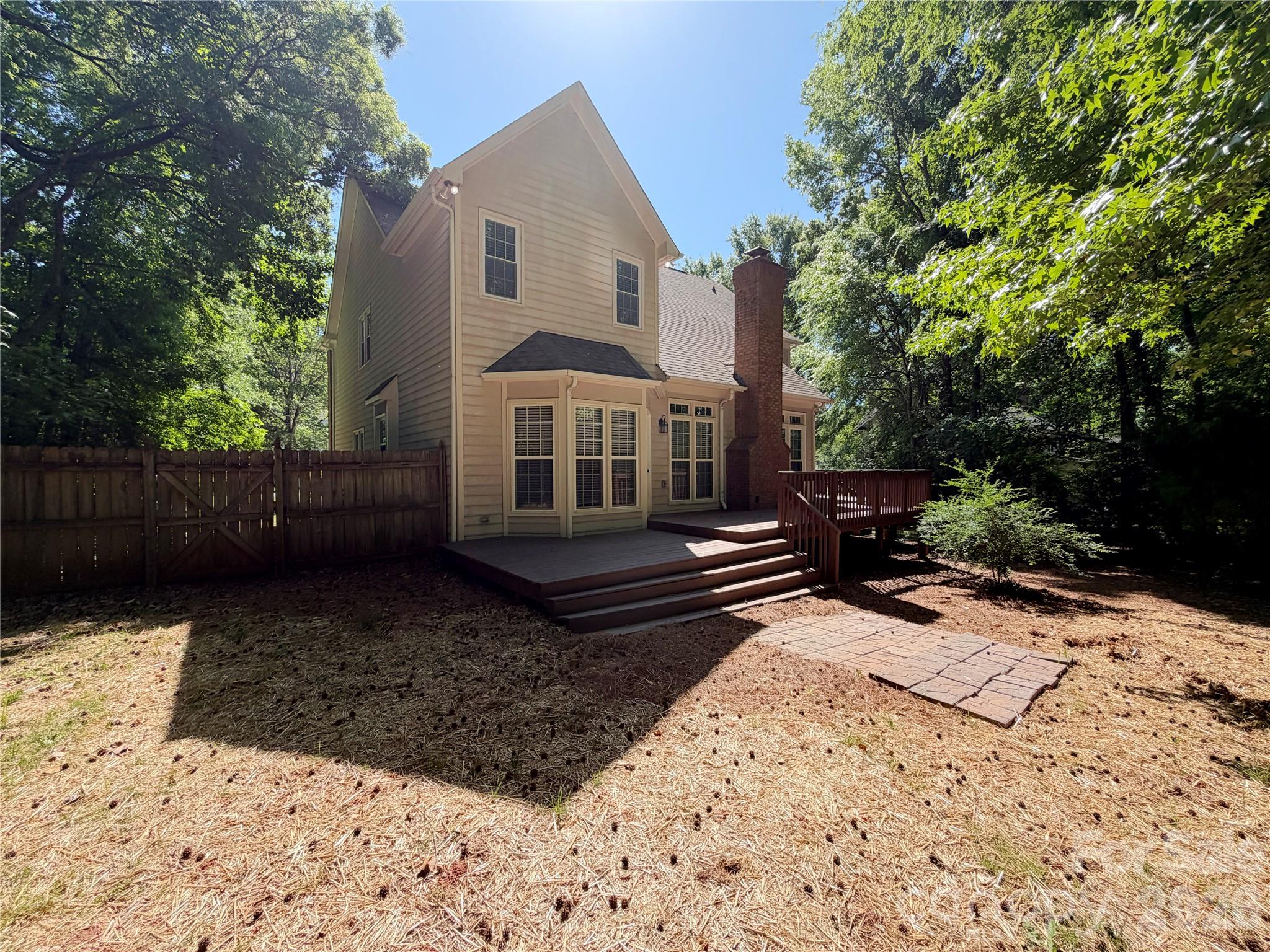 6000 Hunter Lane — Matthews