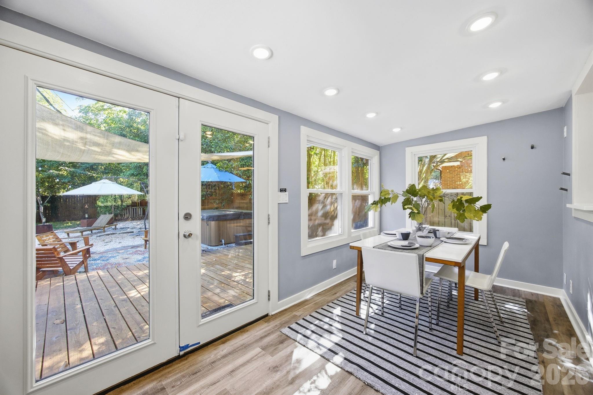1941 Bentley Place — Charlotte