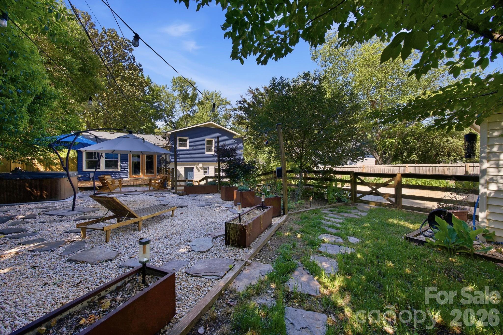 1941 Bentley Place — Charlotte