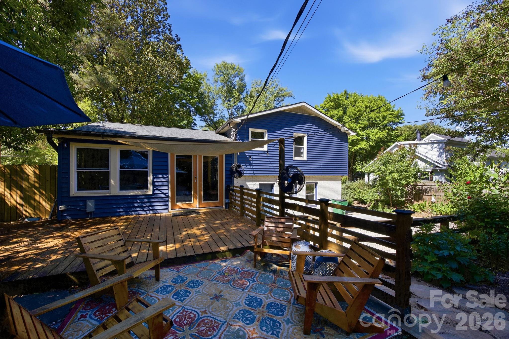 1941 Bentley Place — Charlotte