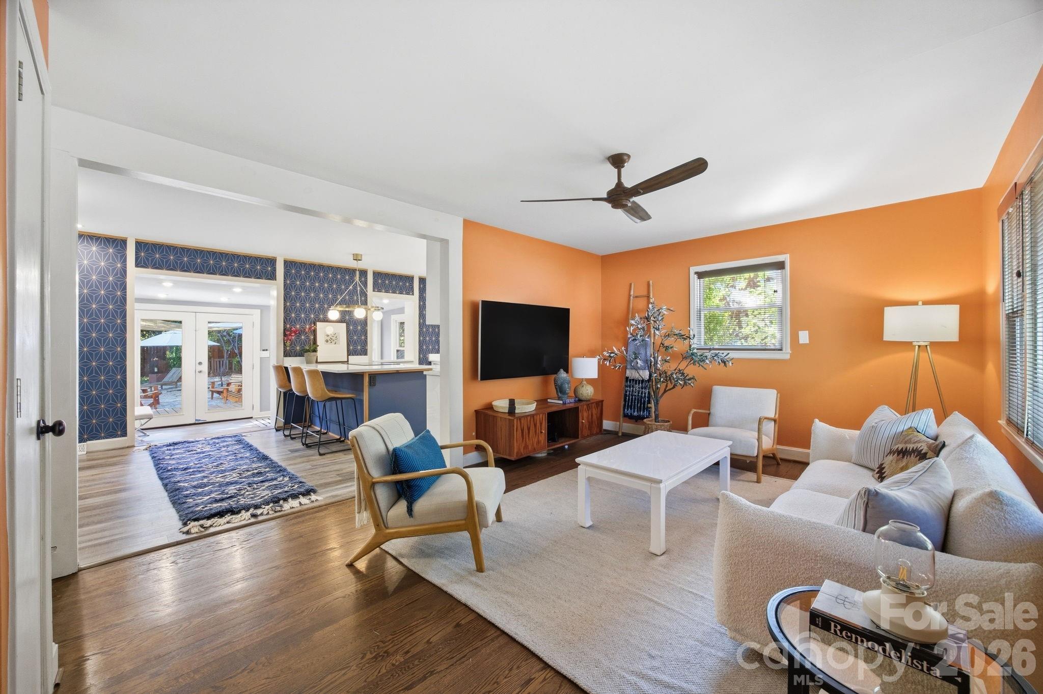 1941 Bentley Place — Charlotte