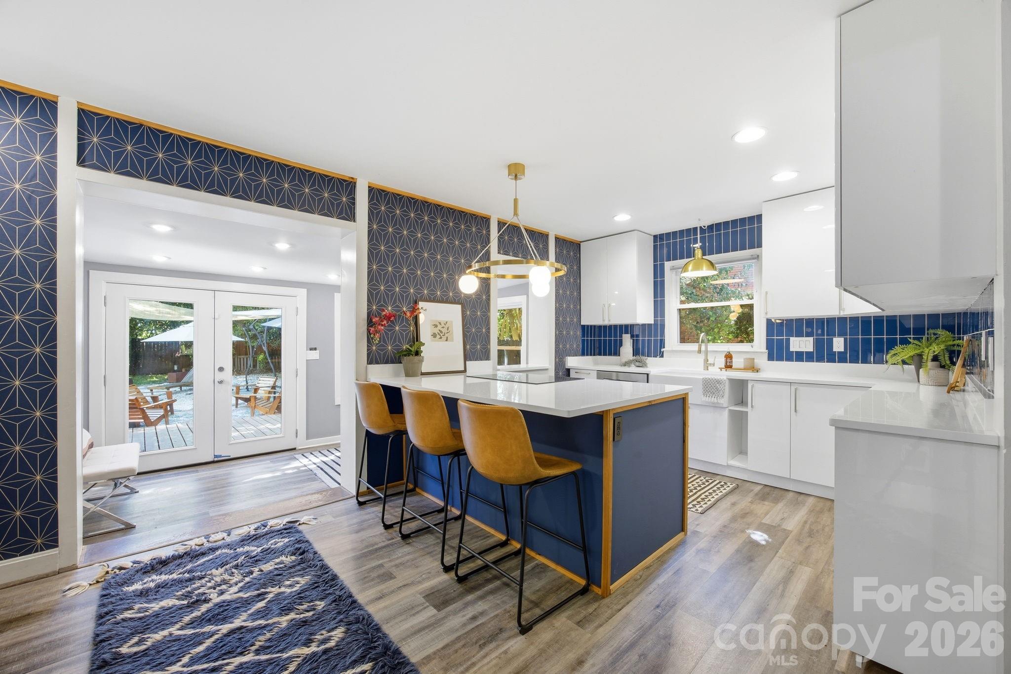 1941 Bentley Place — Charlotte