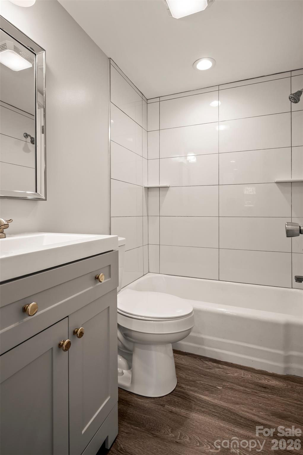 220 Roberson Road — Forest City