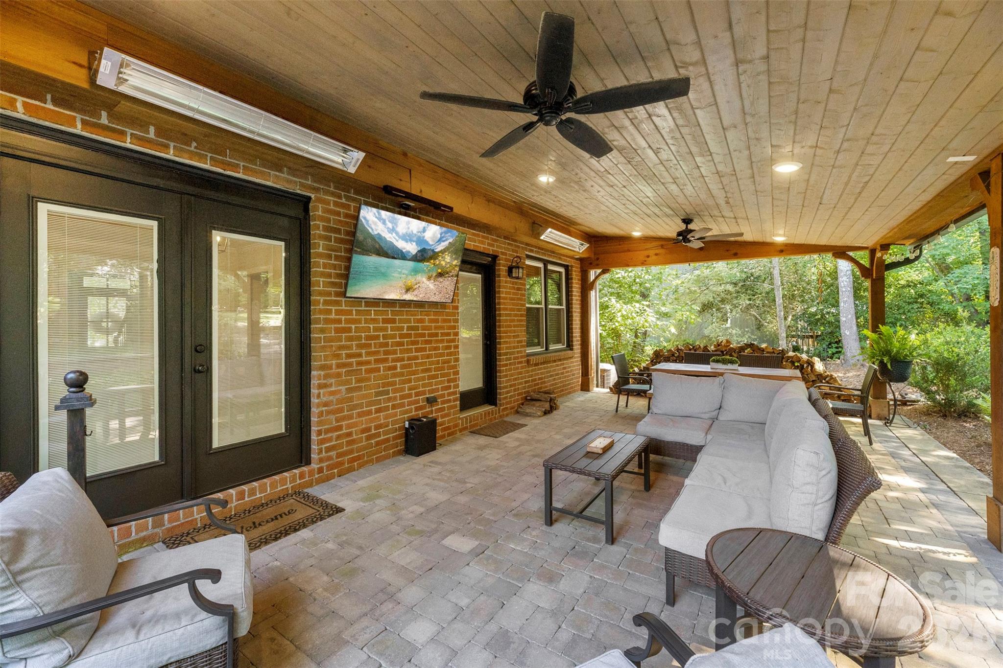 5061 Kentwood Drive — Gastonia