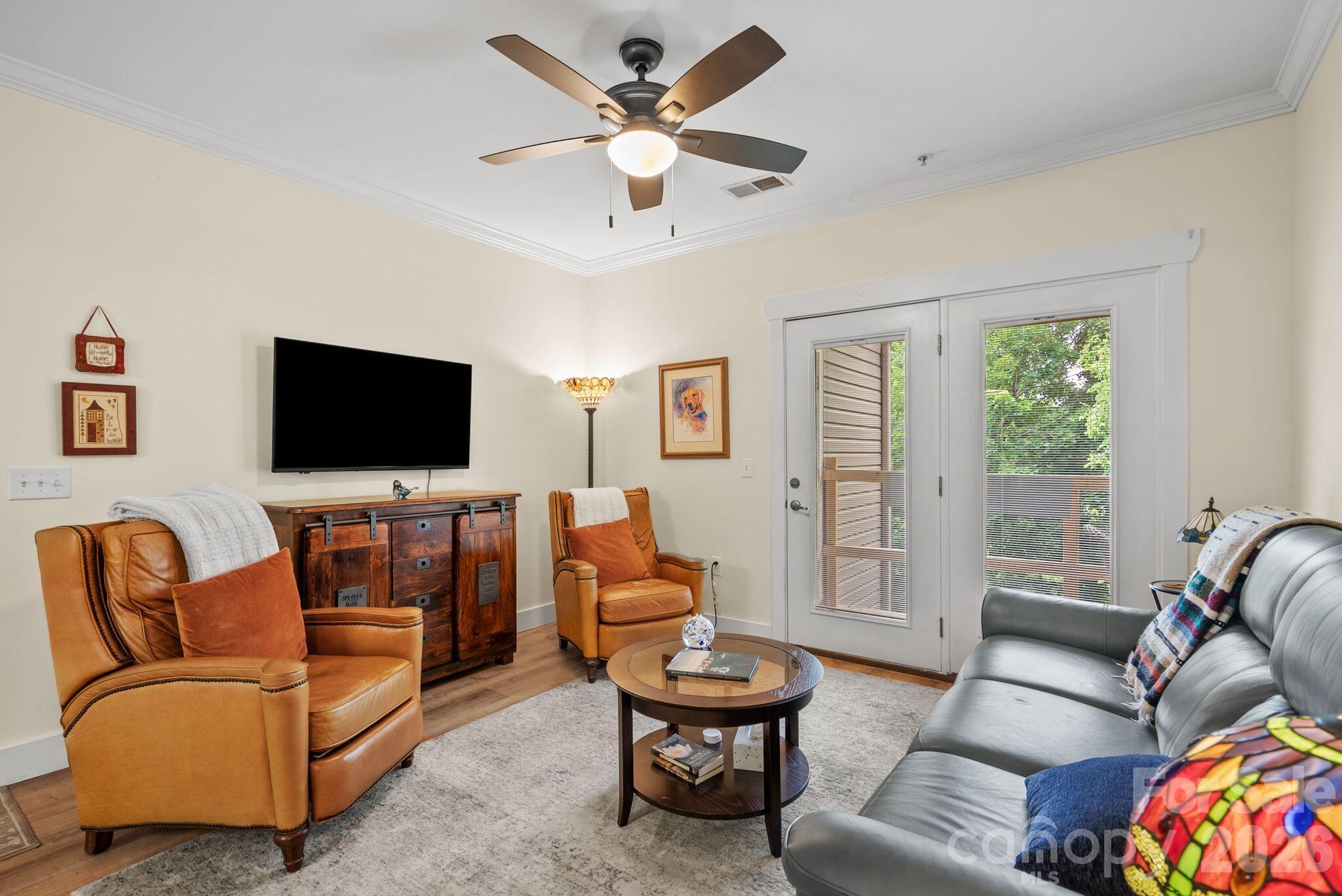 435 Appeldoorn Circle — Asheville