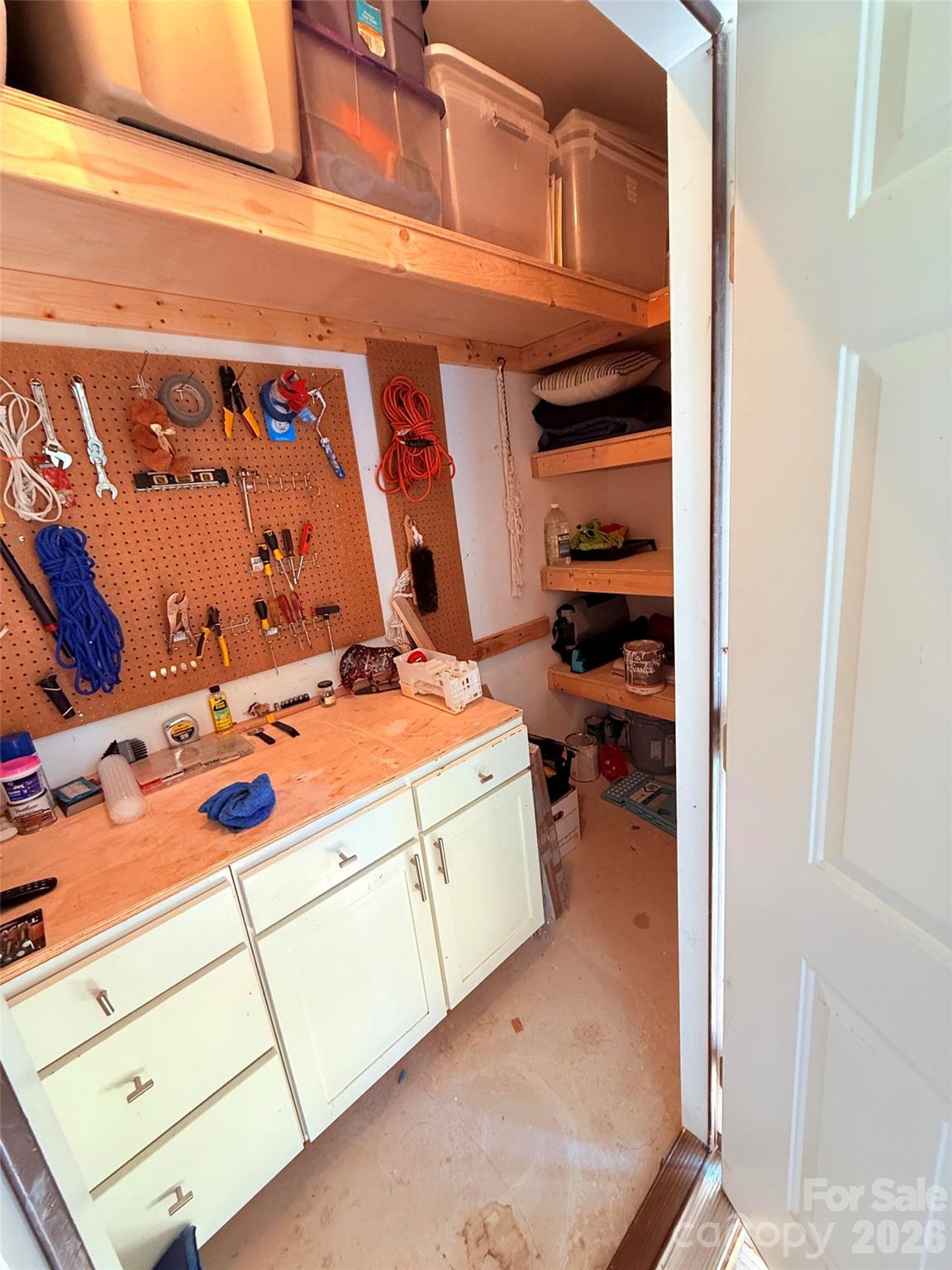 435 Appeldoorn Circle — Asheville