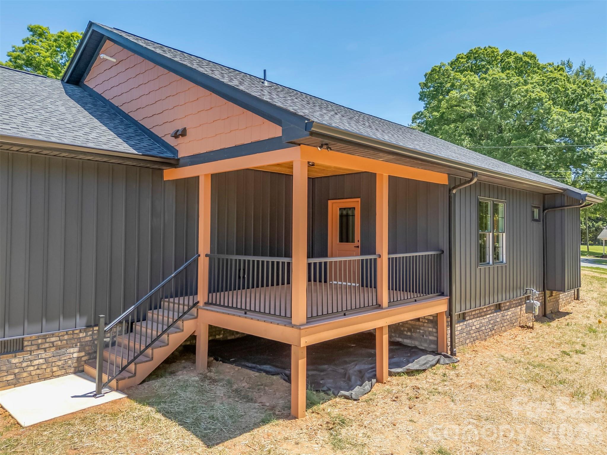 210 Westwood Drive — Forest City