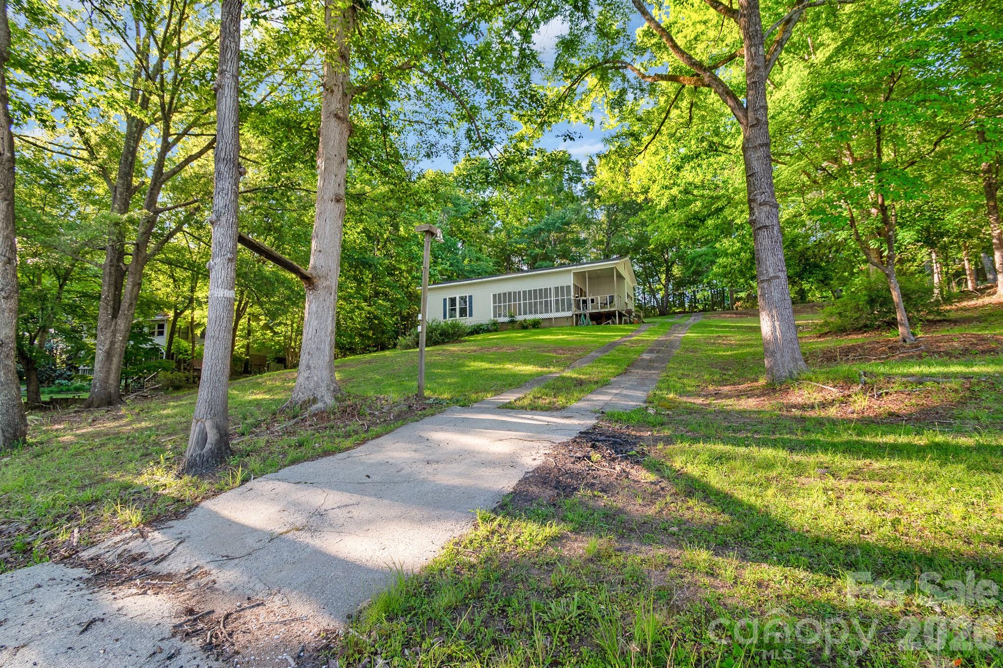 2208 Singleton Creek Road — Liberty Hill