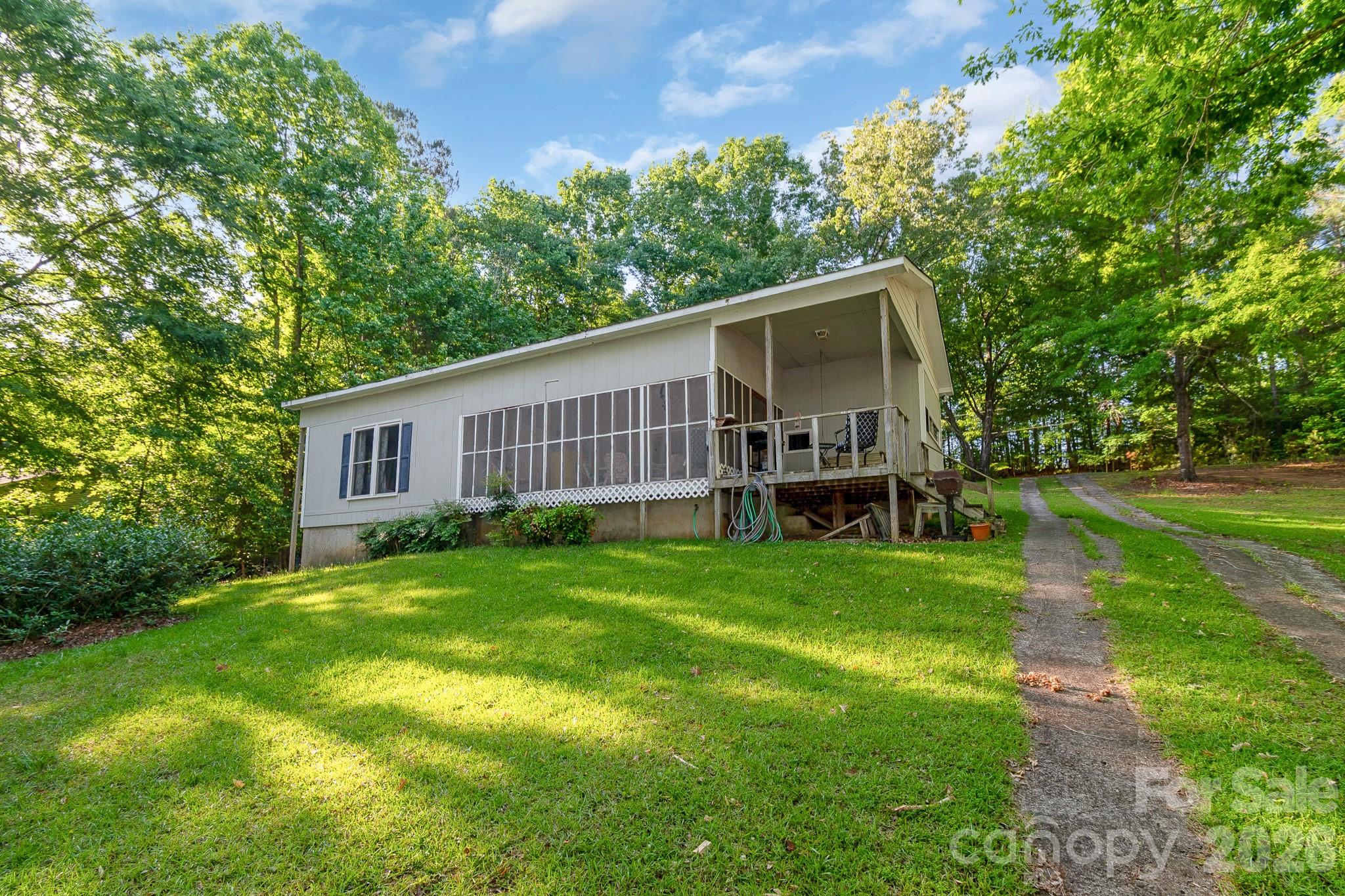 2208 Singleton Creek Road — Liberty Hill