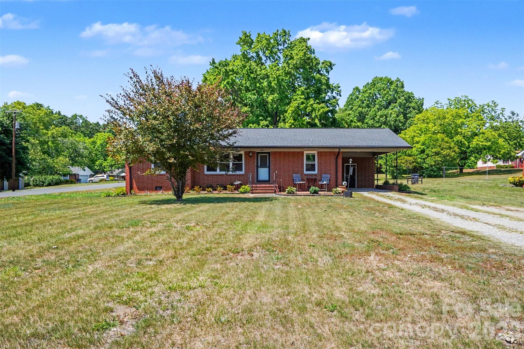 410 Airport Road — Kannapolis