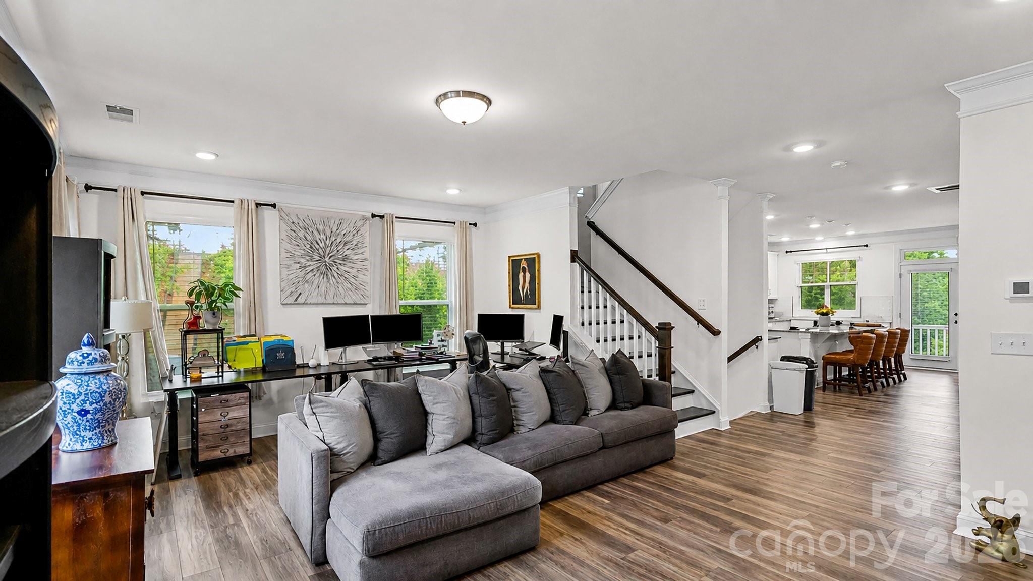 10406 Glenmere Creek Circle — Charlotte
