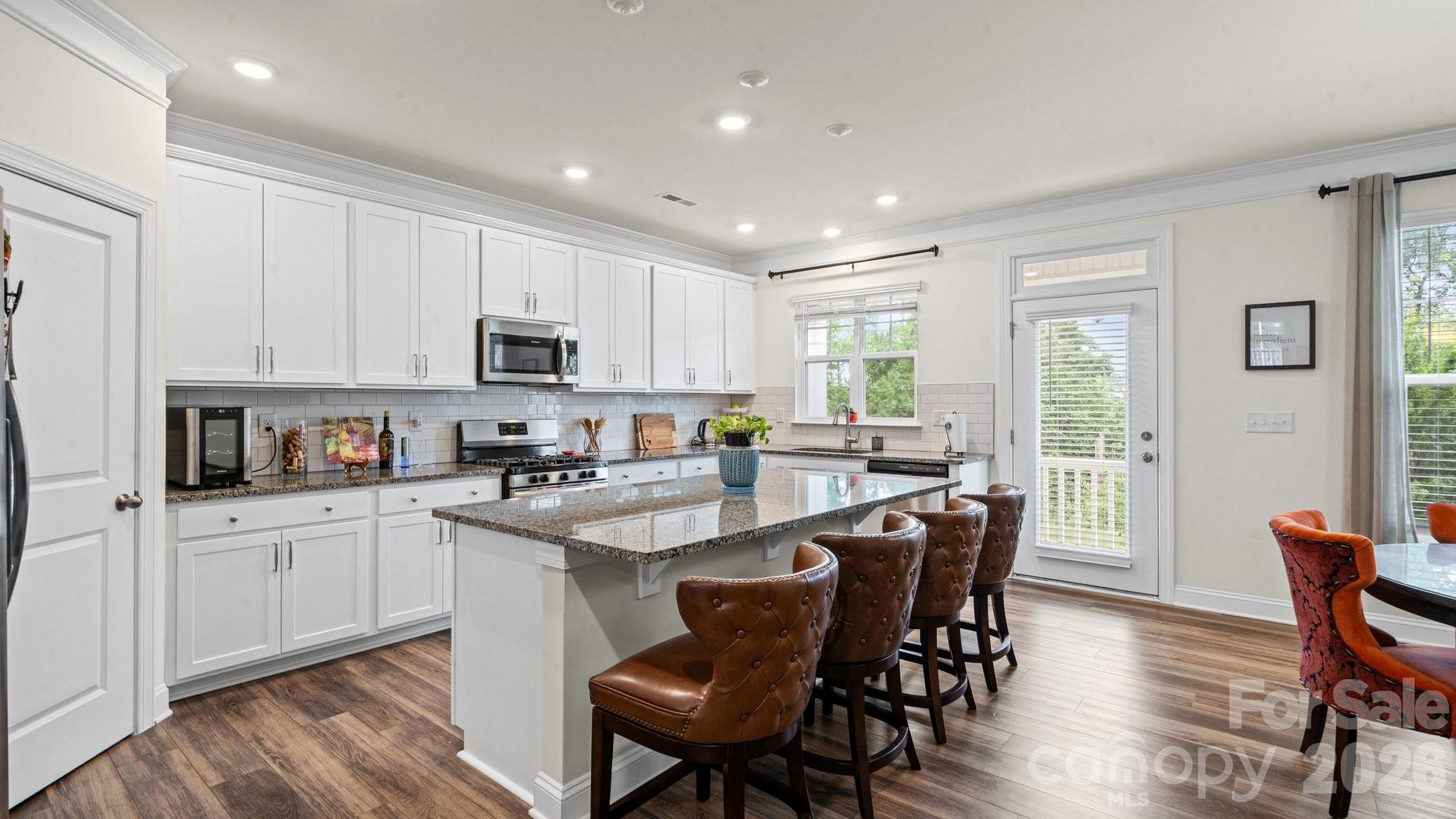 10406 Glenmere Creek Circle — Charlotte