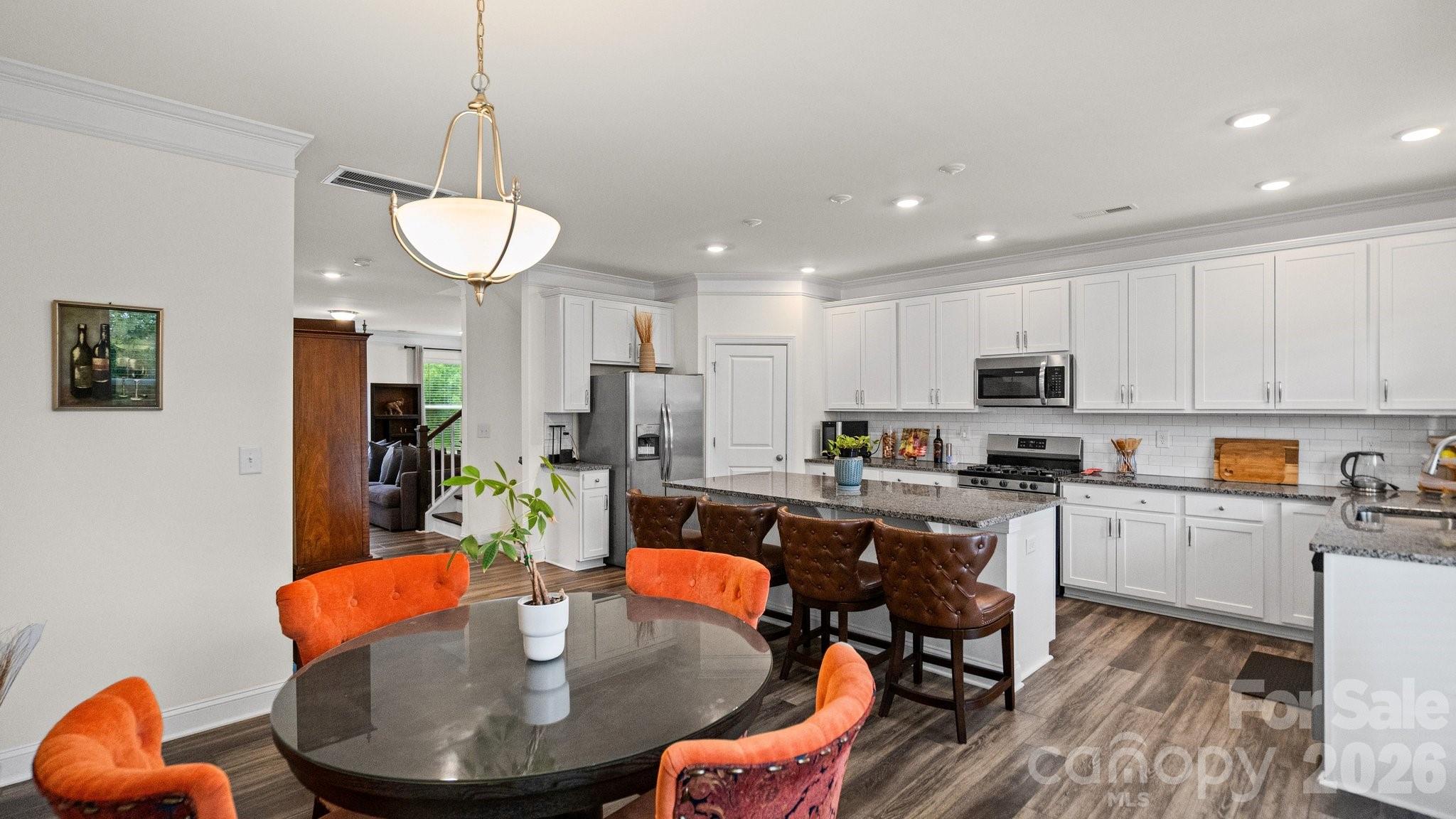 10406 Glenmere Creek Circle — Charlotte