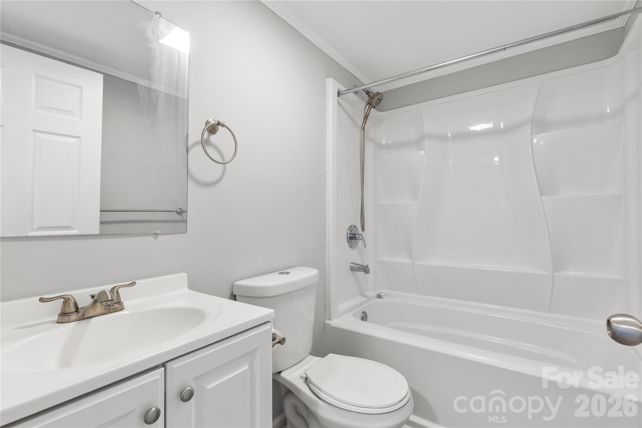 2245 Felly Lane — Lancaster
