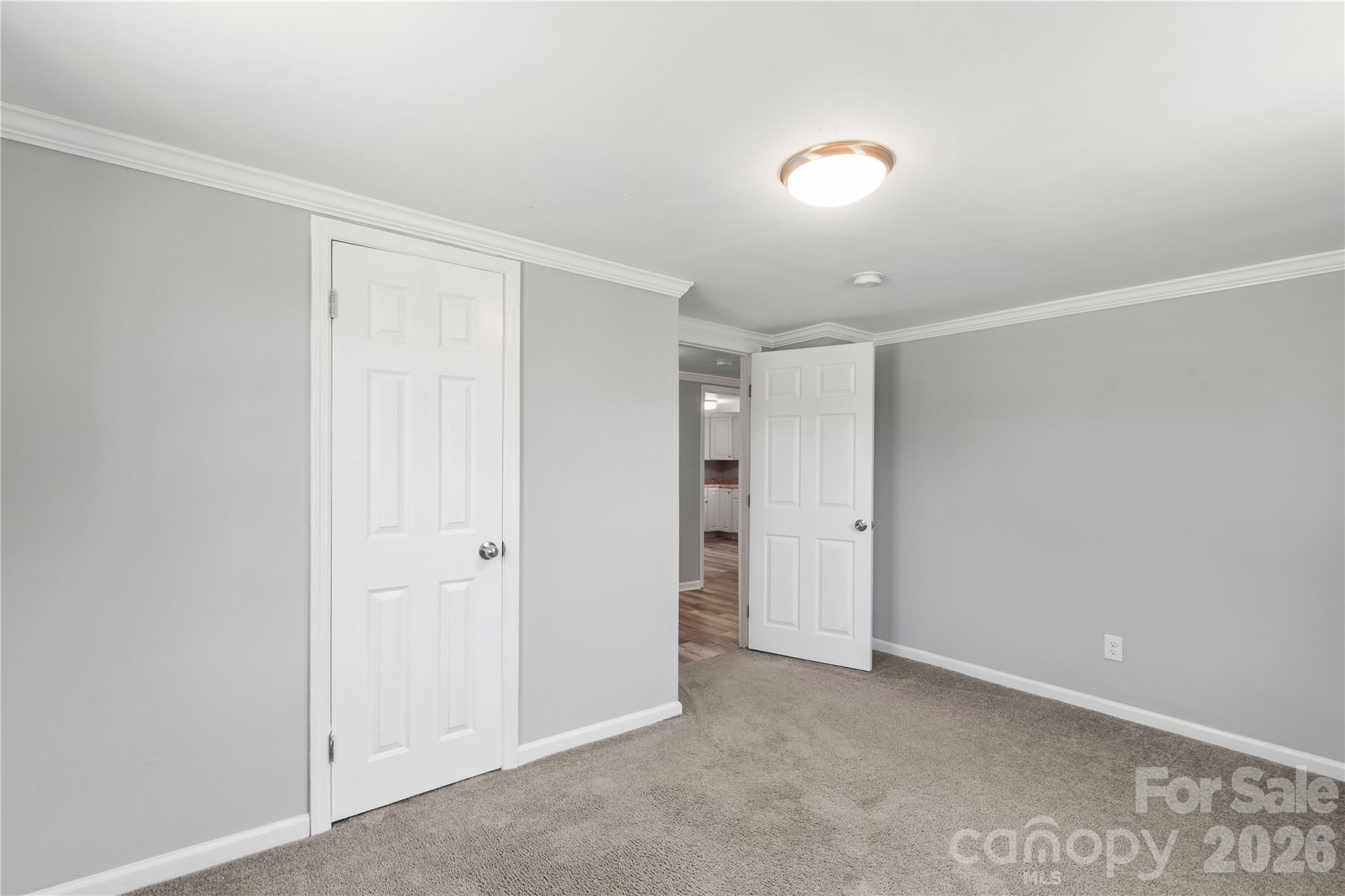 2245 Felly Lane — Lancaster
