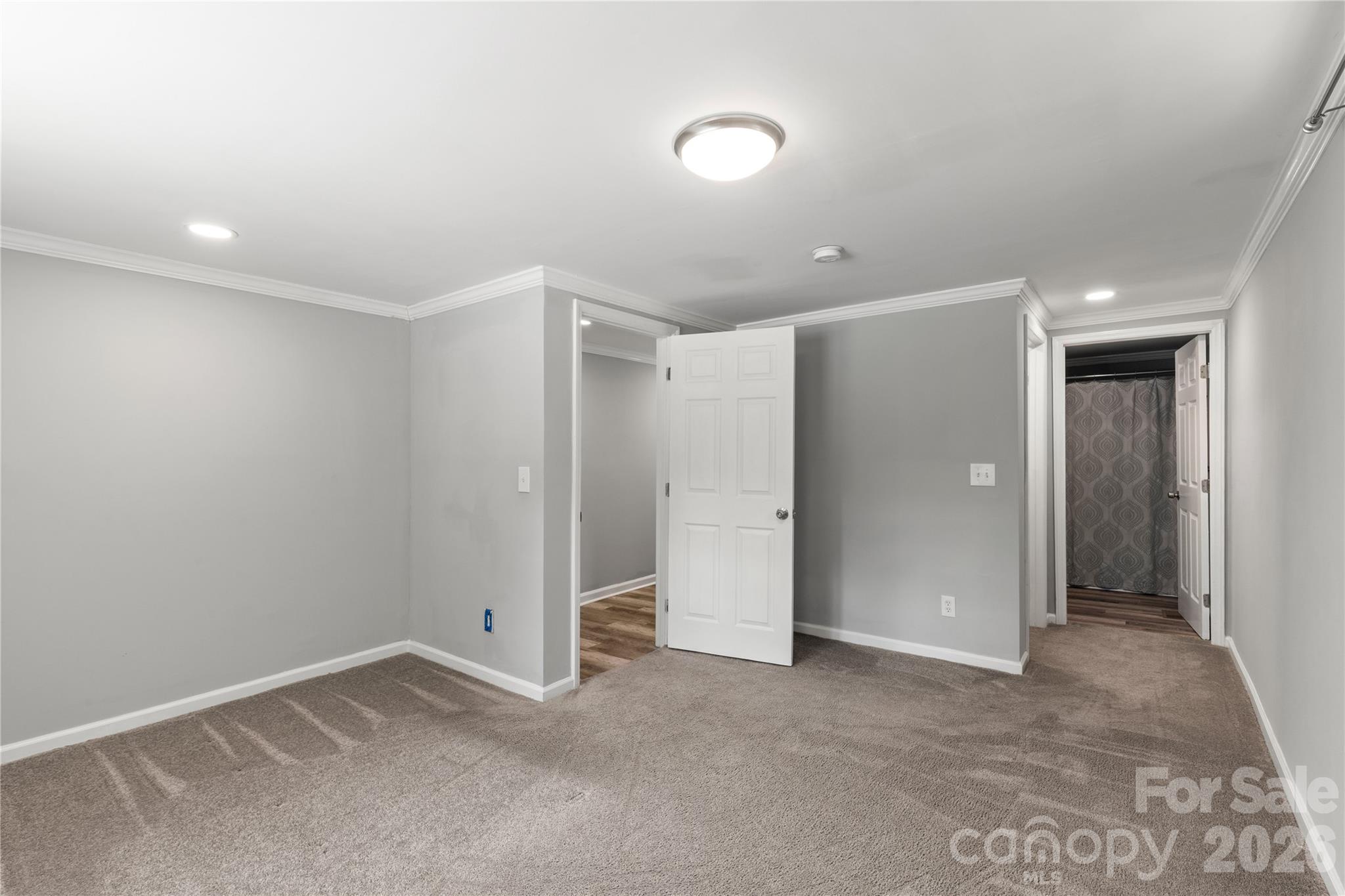 2245 Felly Lane — Lancaster