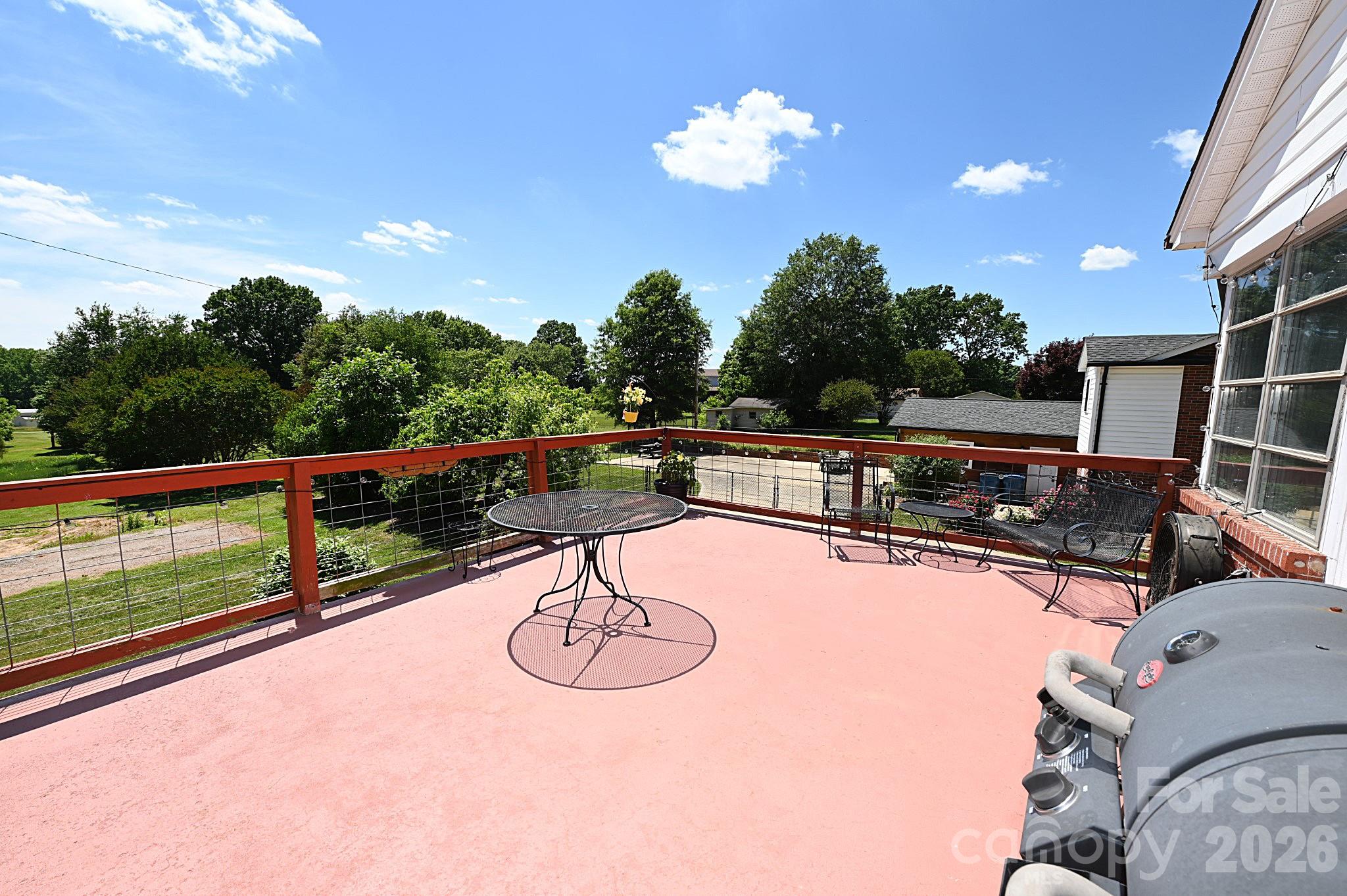 902 E Boyd Street — Maiden