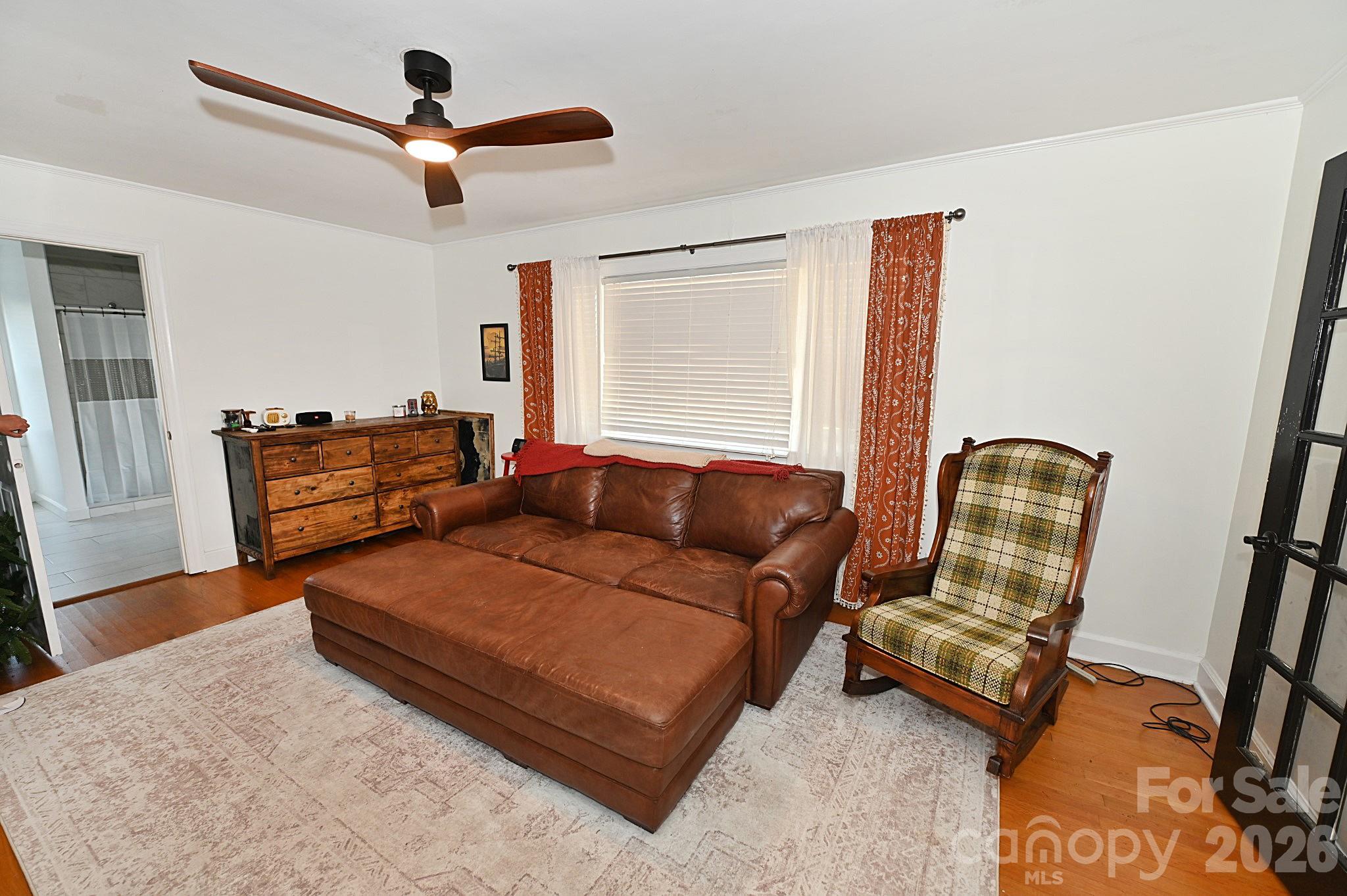 902 E Boyd Street — Maiden