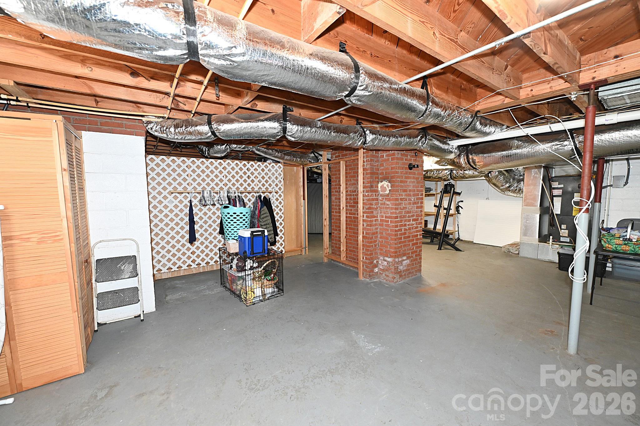 902 E Boyd Street — Maiden