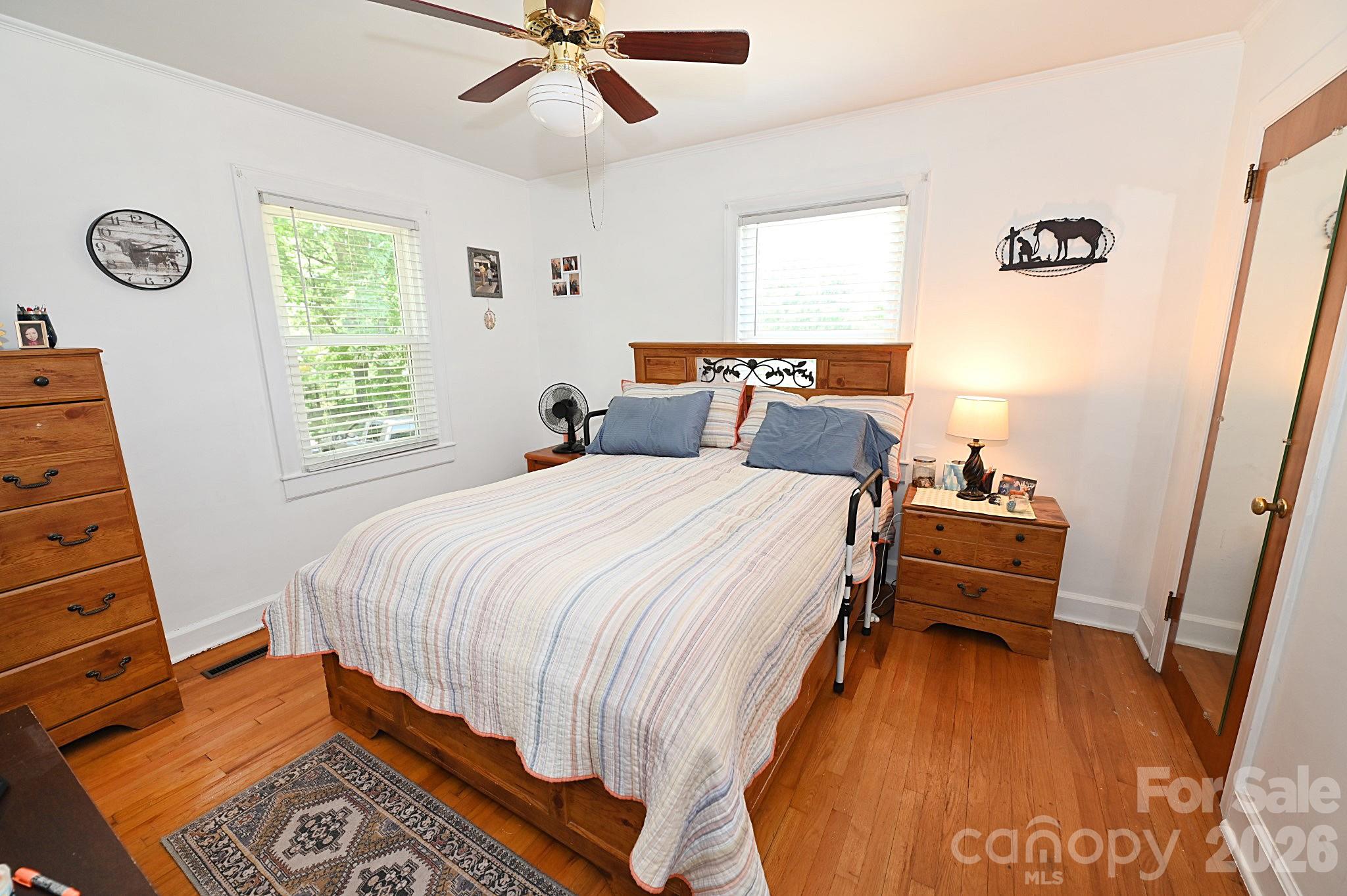 902 E Boyd Street — Maiden