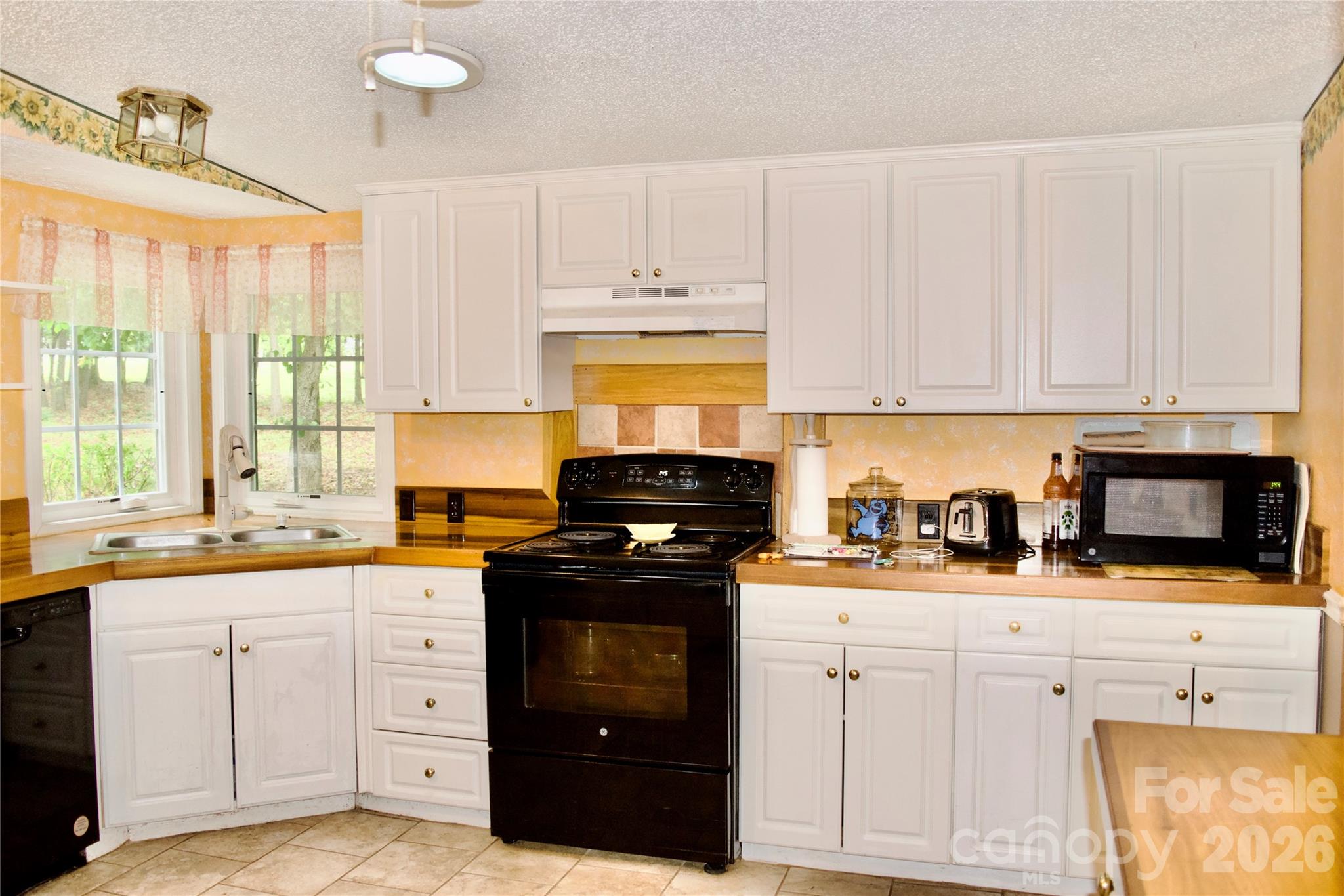 908 Buddys Choice Road — York