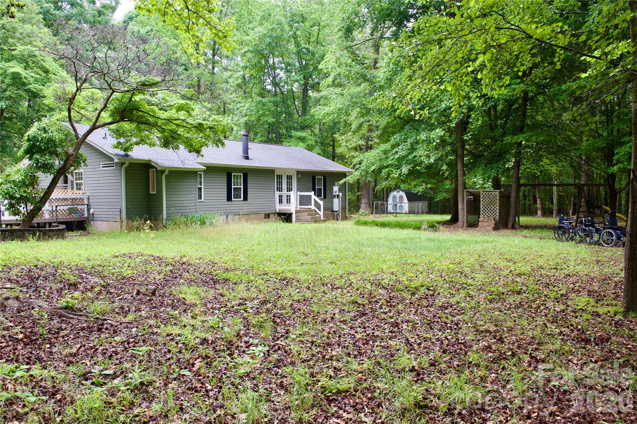 908 Buddys Choice Road — York