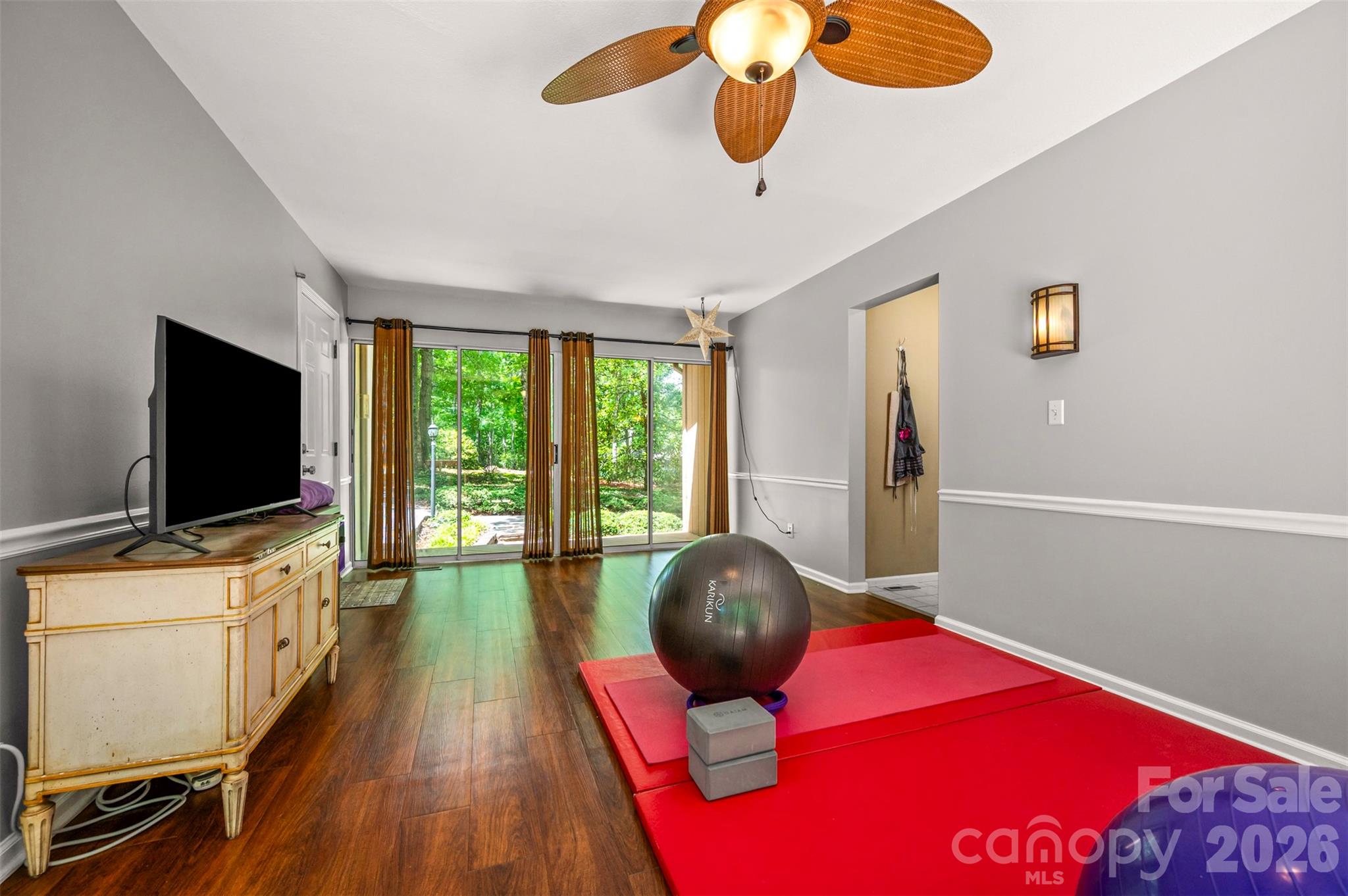 66 Oakwood Lane — Columbus