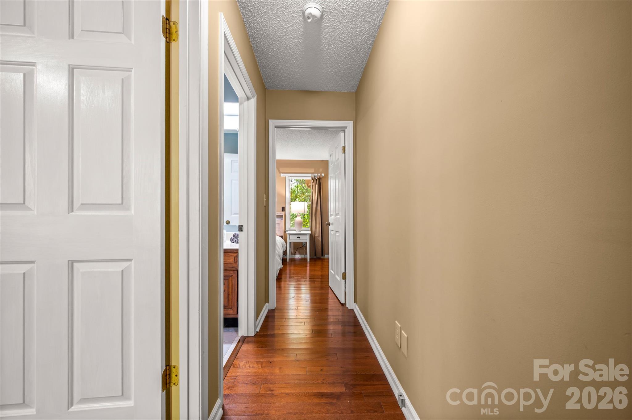 66 Oakwood Lane — Columbus
