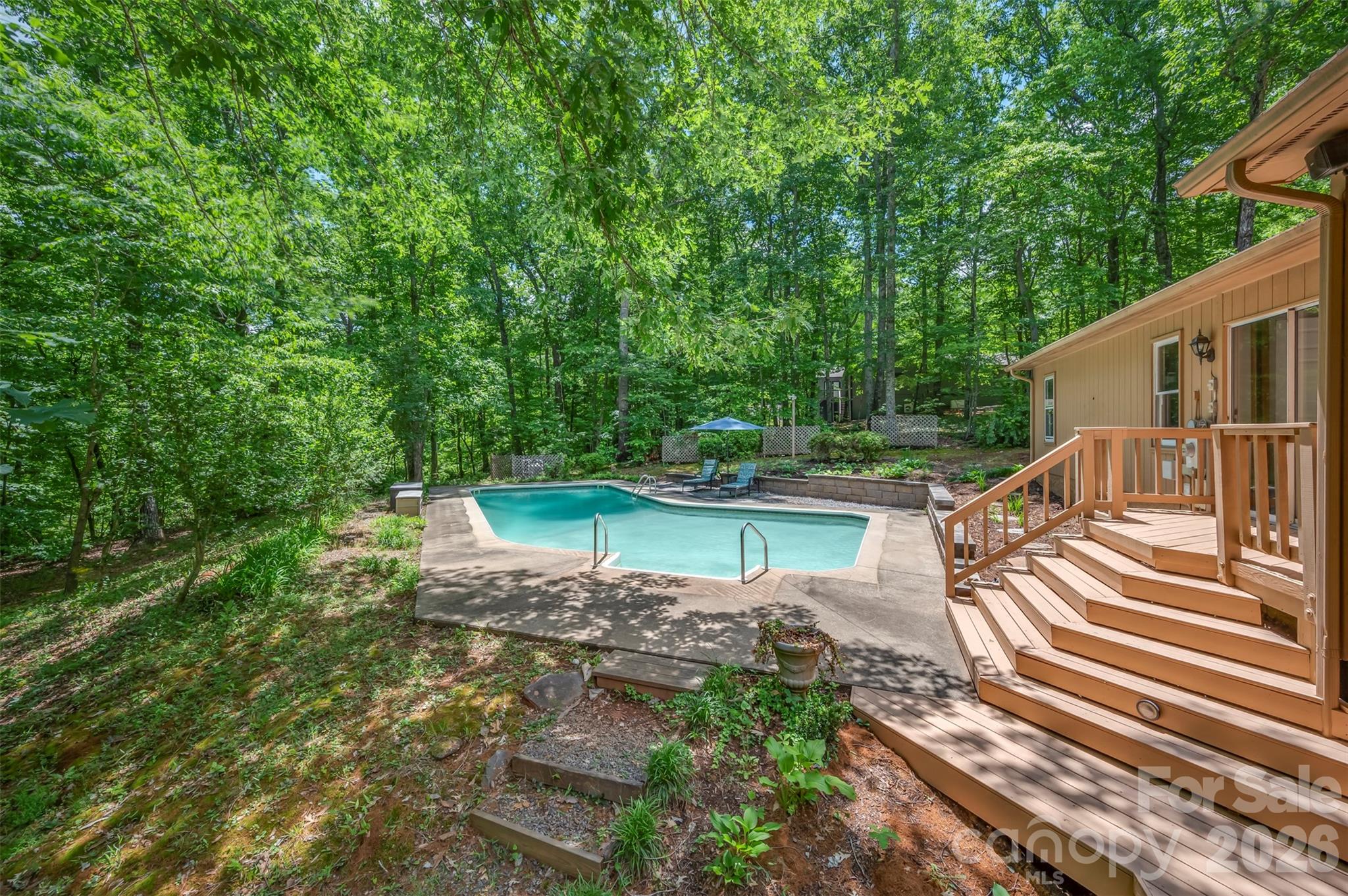 66 Oakwood Lane — Columbus
