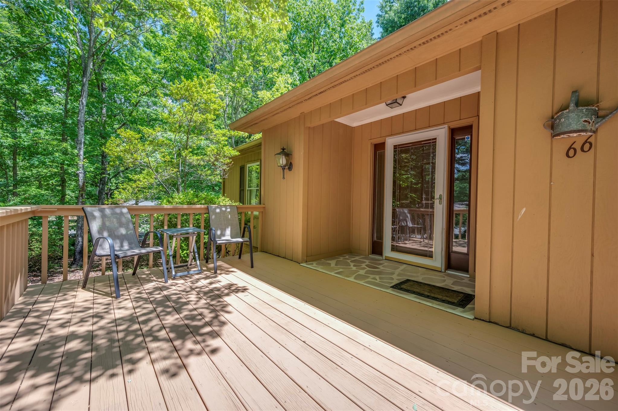 66 Oakwood Lane — Columbus