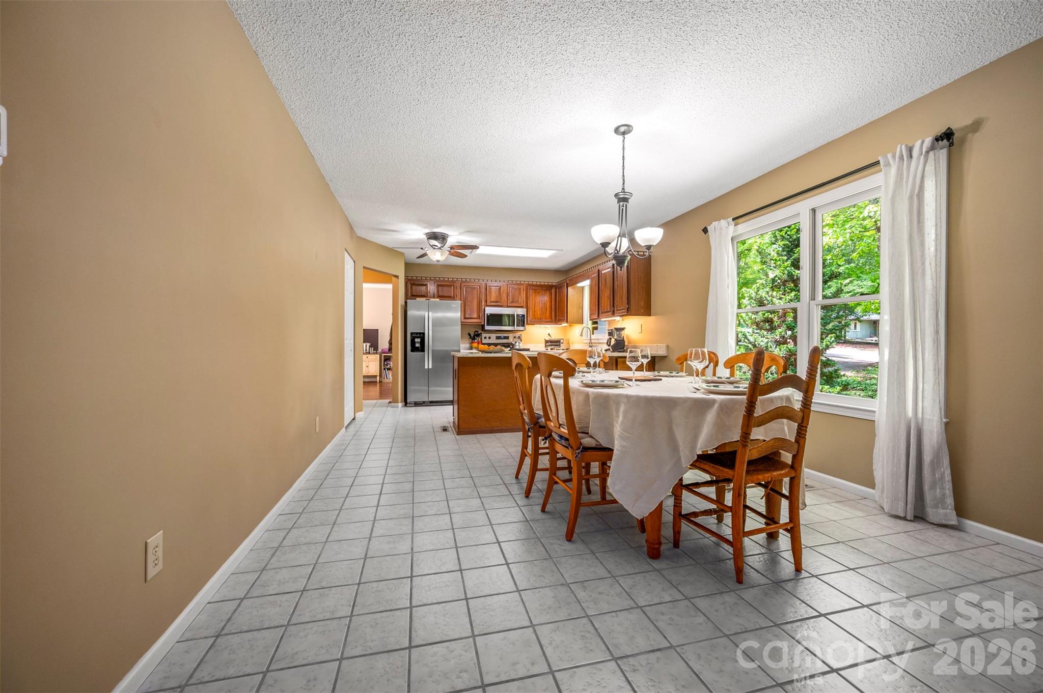 66 Oakwood Lane — Columbus