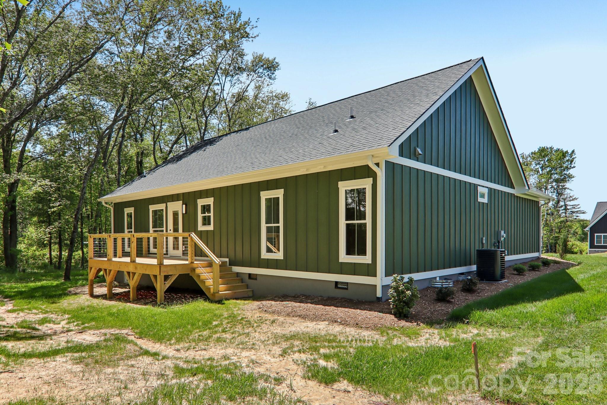 36 Haywood Crossing Drive — Hendersonville