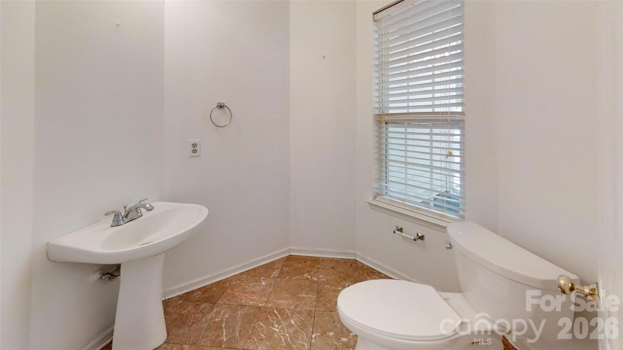 7411 Gate Key Court — Stanley
