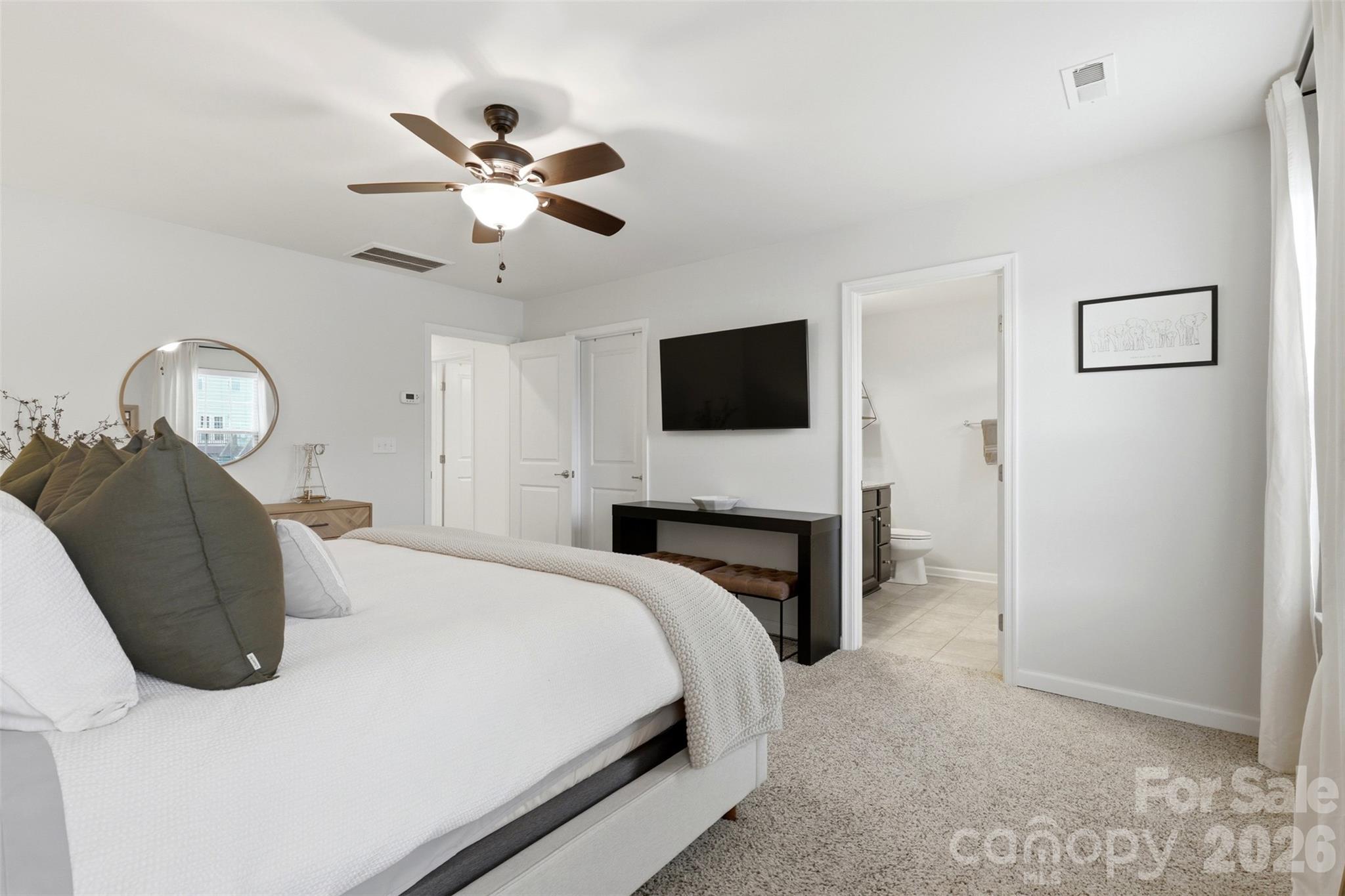 1714 Evergreen Drive — Charlotte