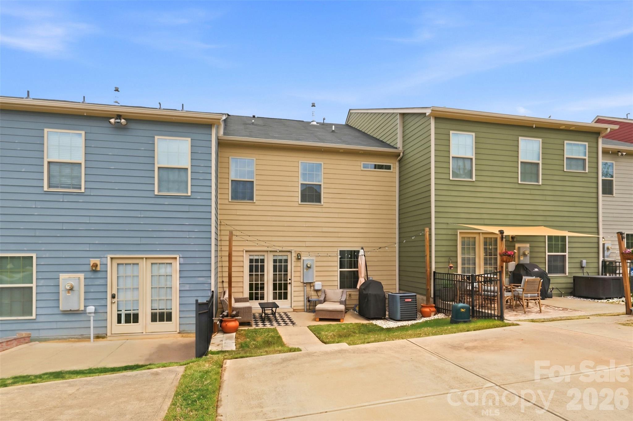 1714 Evergreen Drive — Charlotte