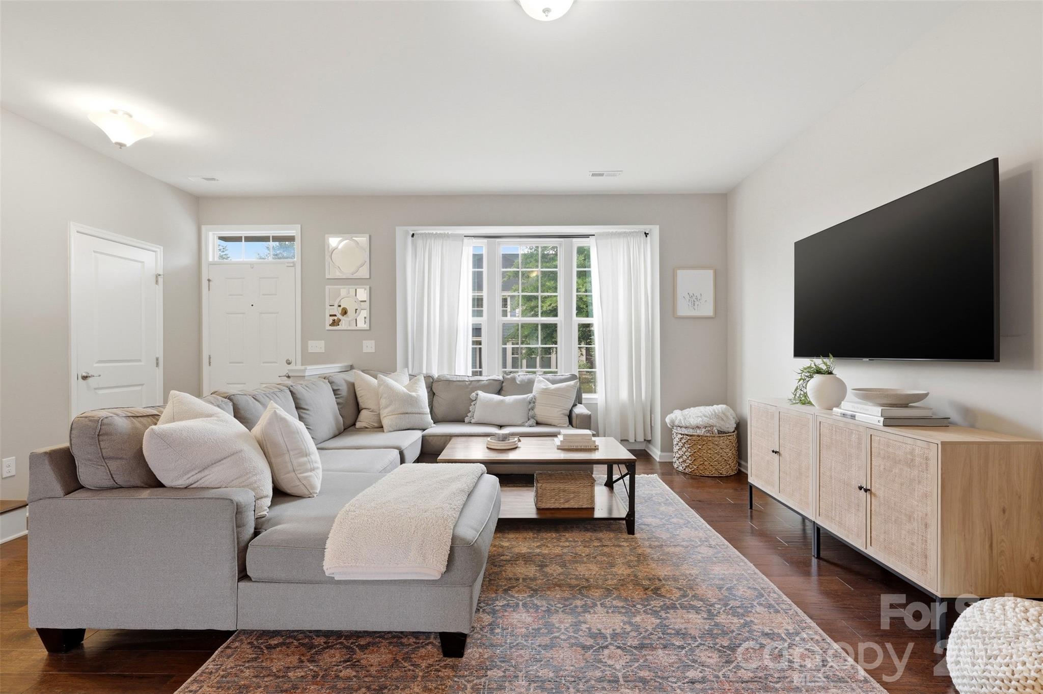 1714 Evergreen Drive — Charlotte