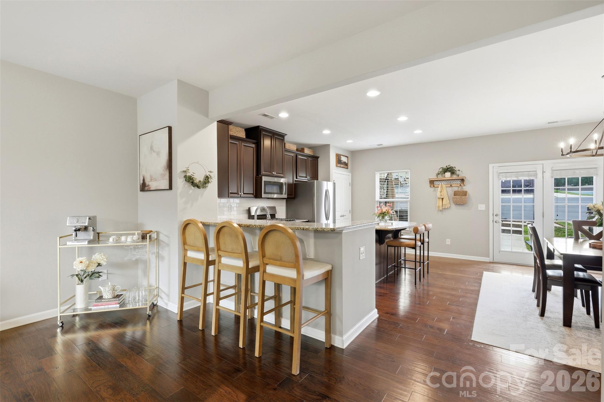 1714 Evergreen Drive — Charlotte