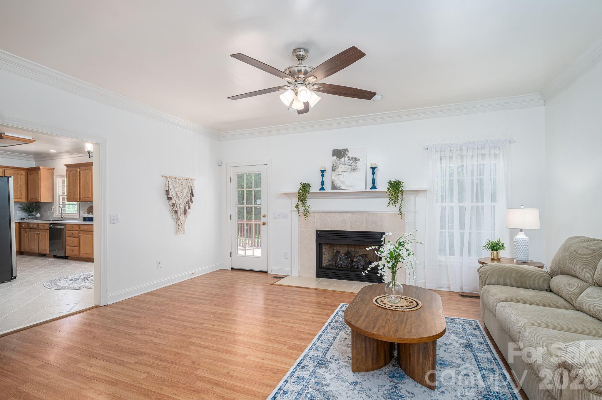 1535 20th Avenue Place NE — Hickory