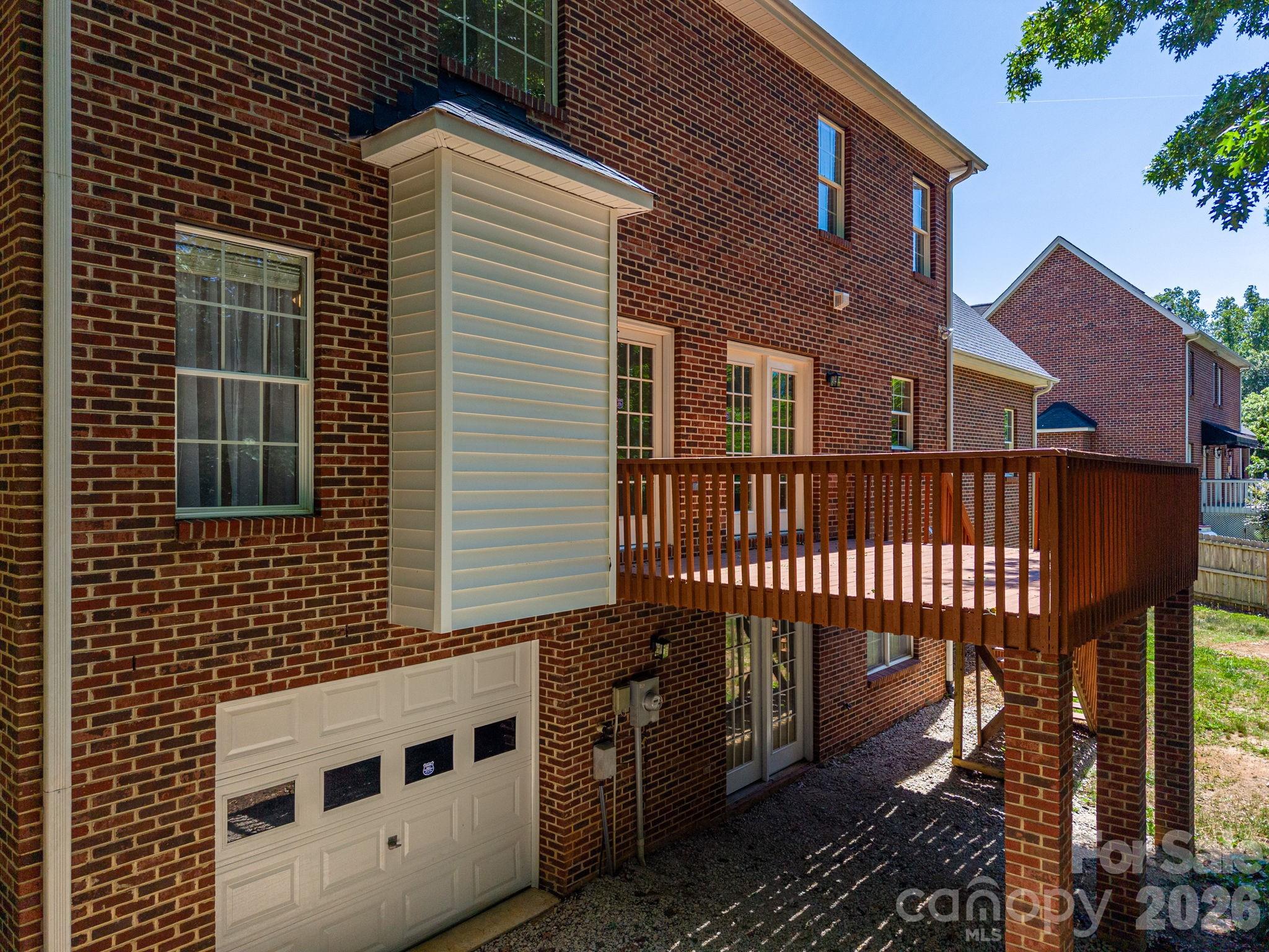 1535 20th Avenue Place NE — Hickory