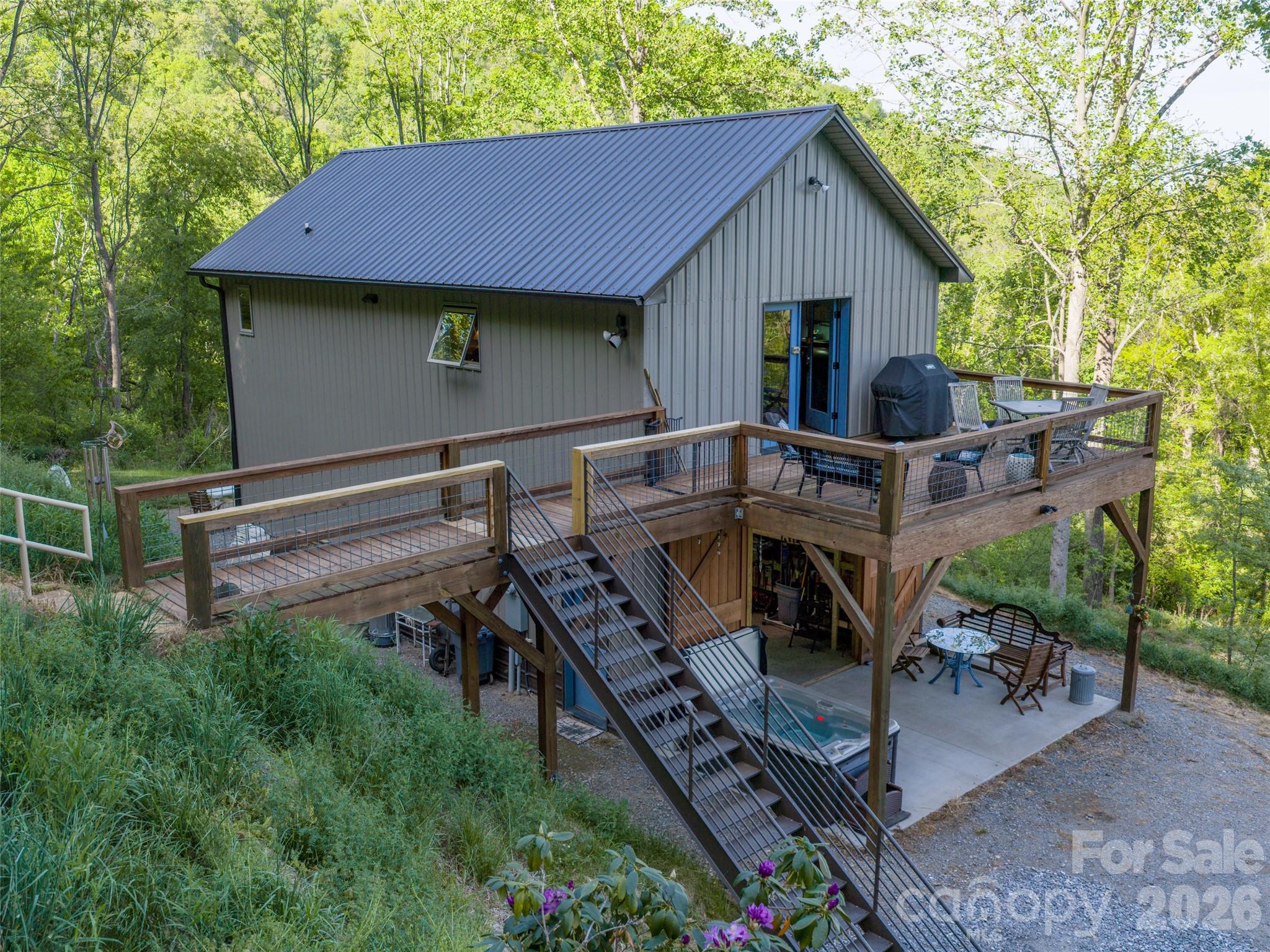345 Moorehill Drive — Waynesville