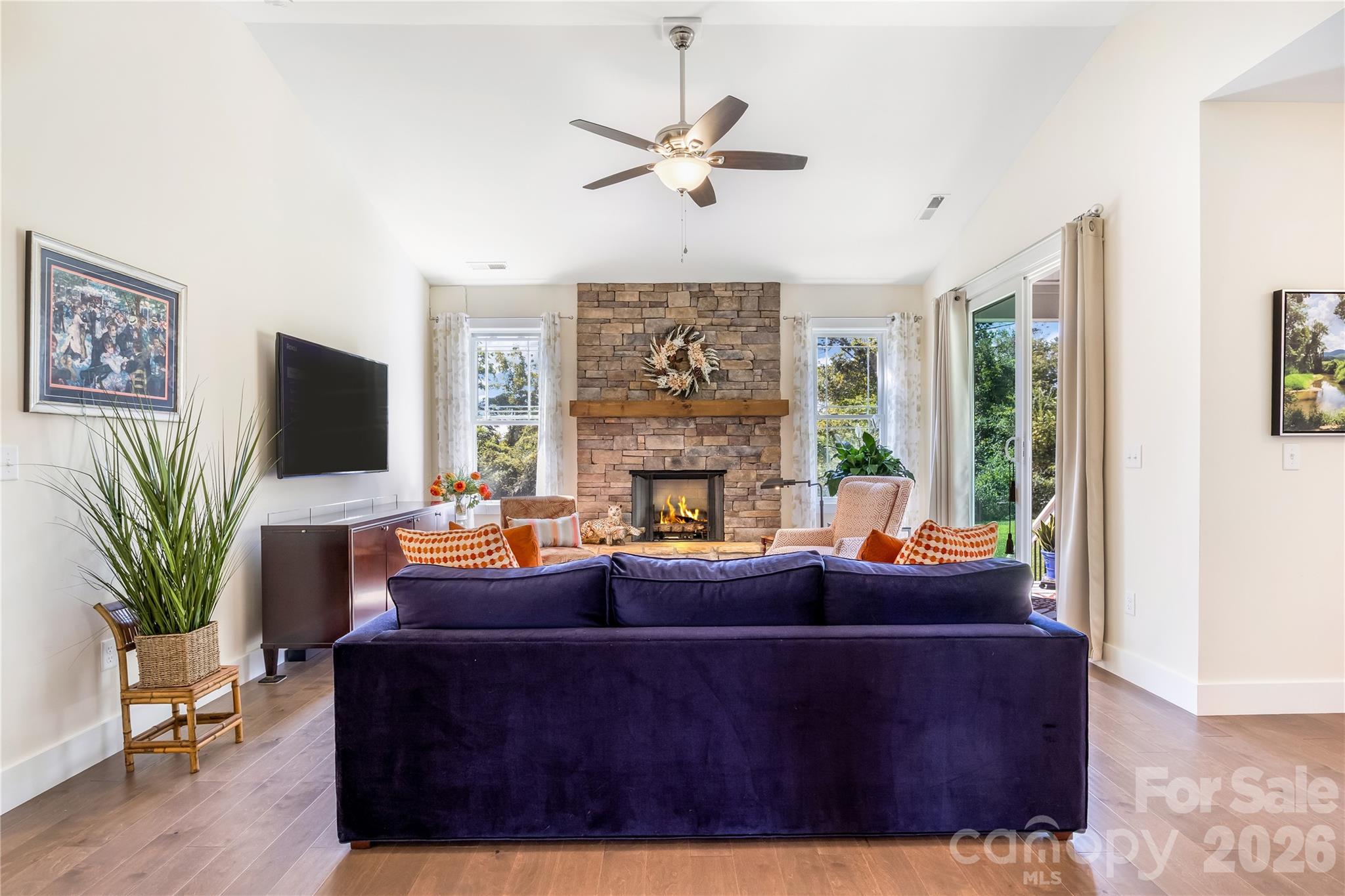376 Windy Acres Knoll Drive — Hendersonville