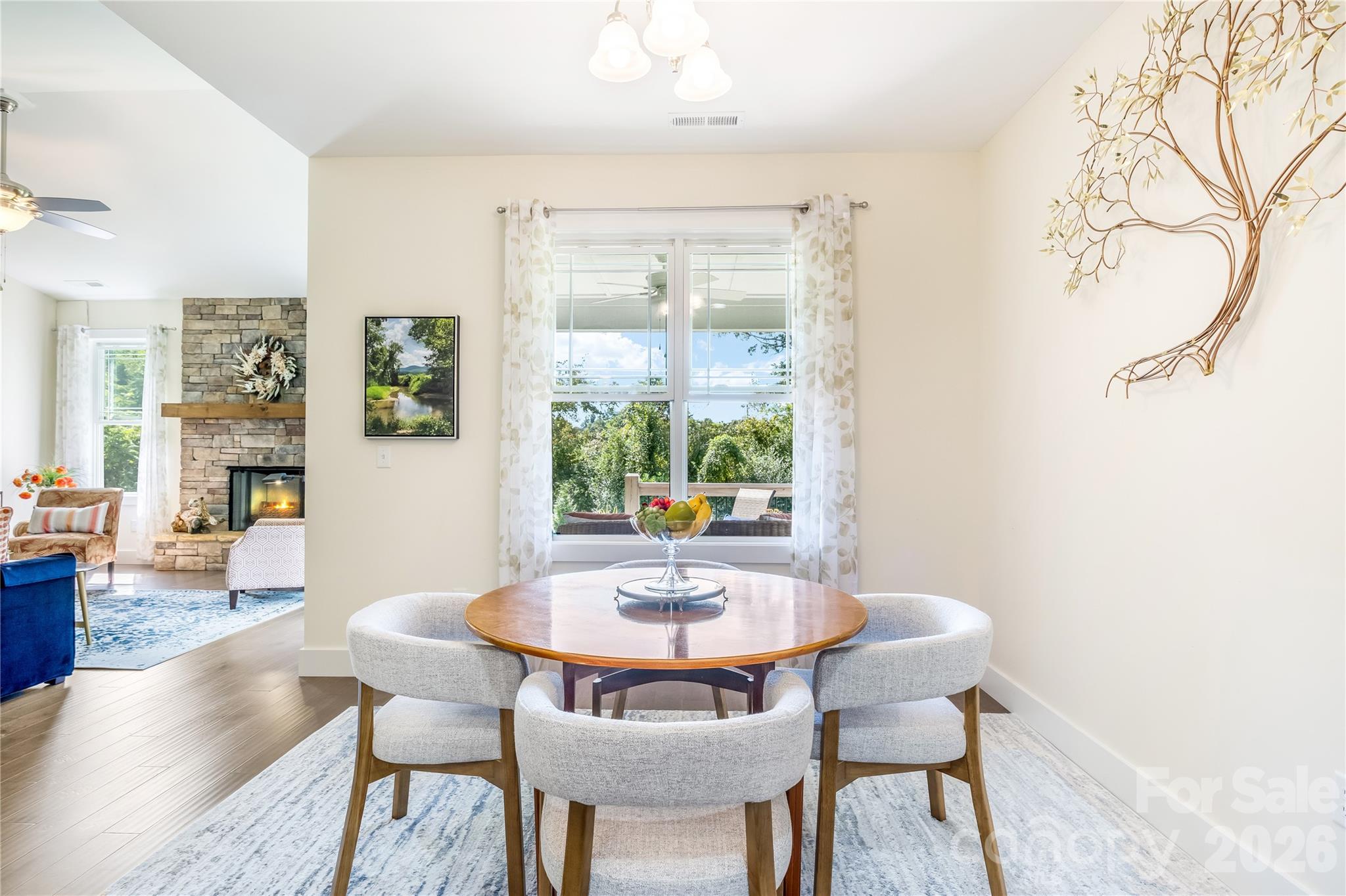 376 Windy Acres Knoll Drive — Hendersonville