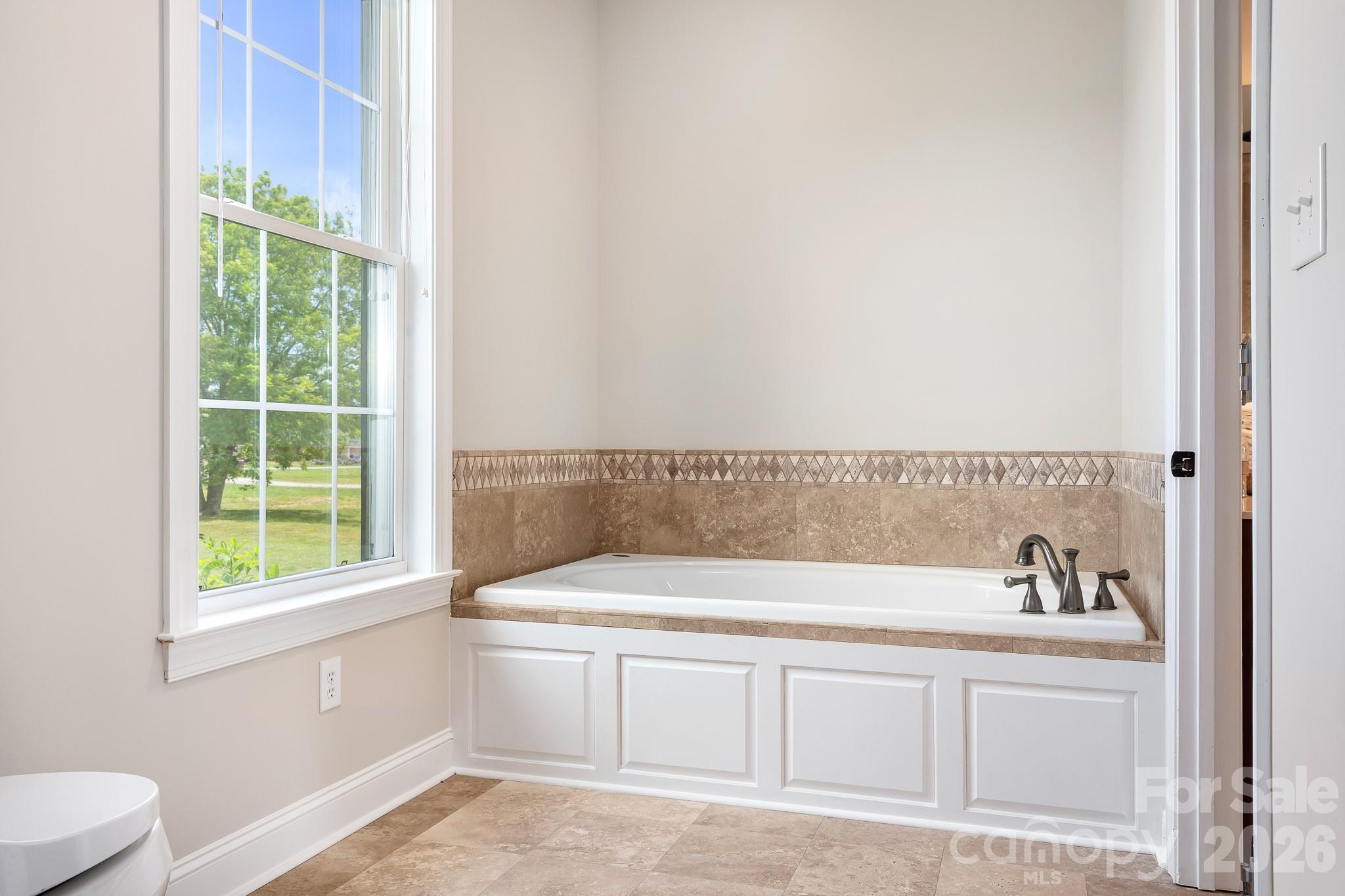 3987 NC 27 Highway — Lincolnton