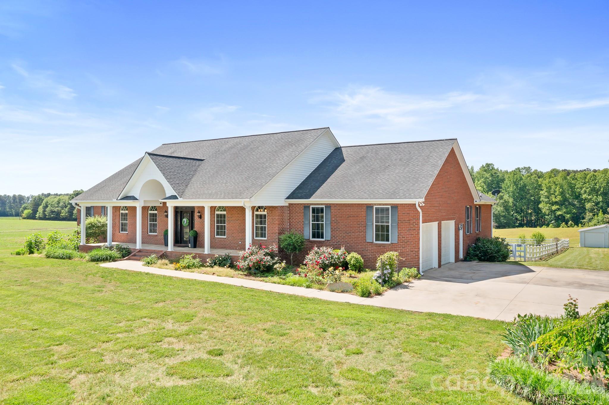 3987 NC 27 Highway — Lincolnton